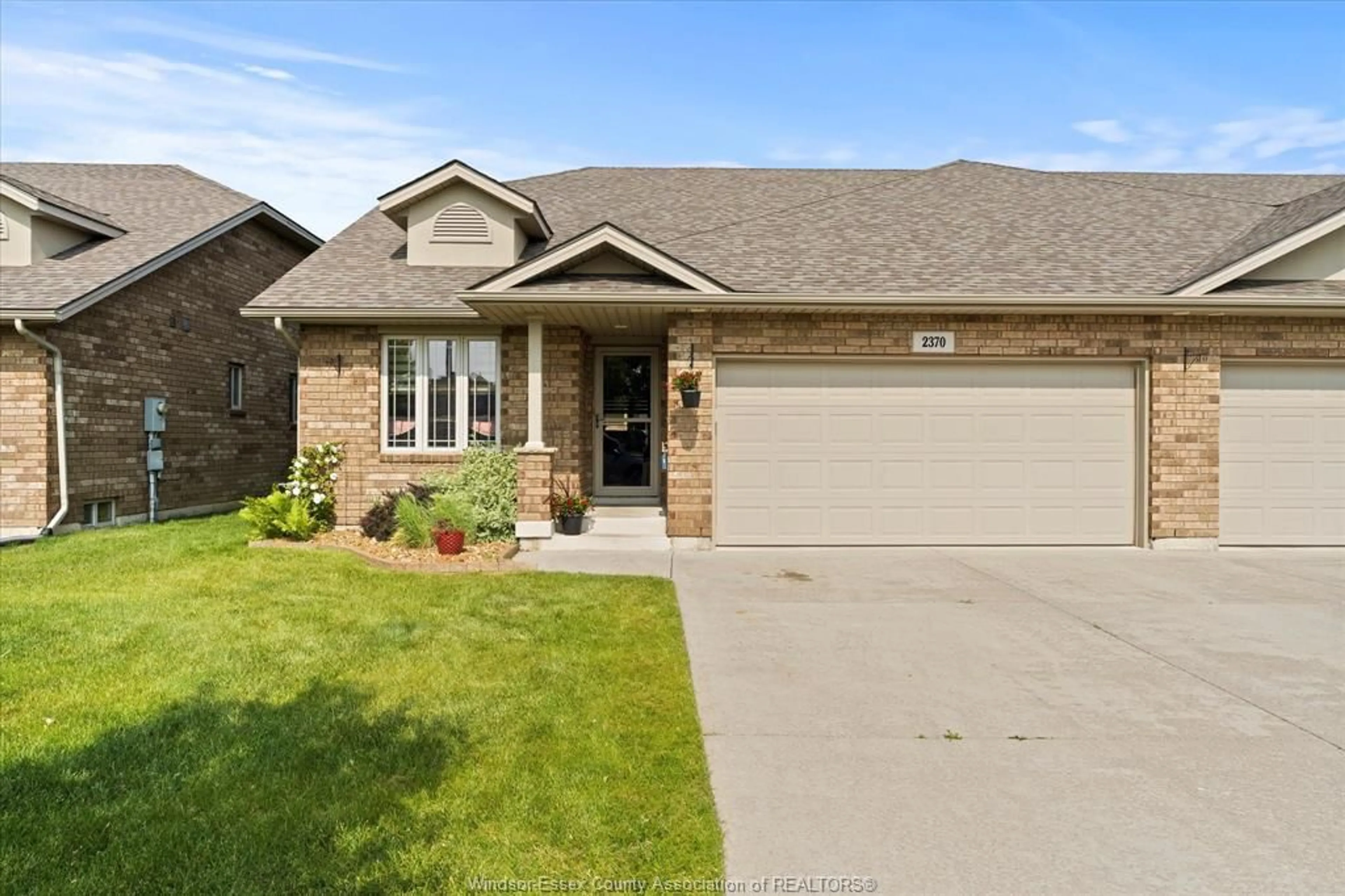 Home with brick exterior material, street for 2370 CYPRESS Ave, Windsor Ontario N8P 0A7