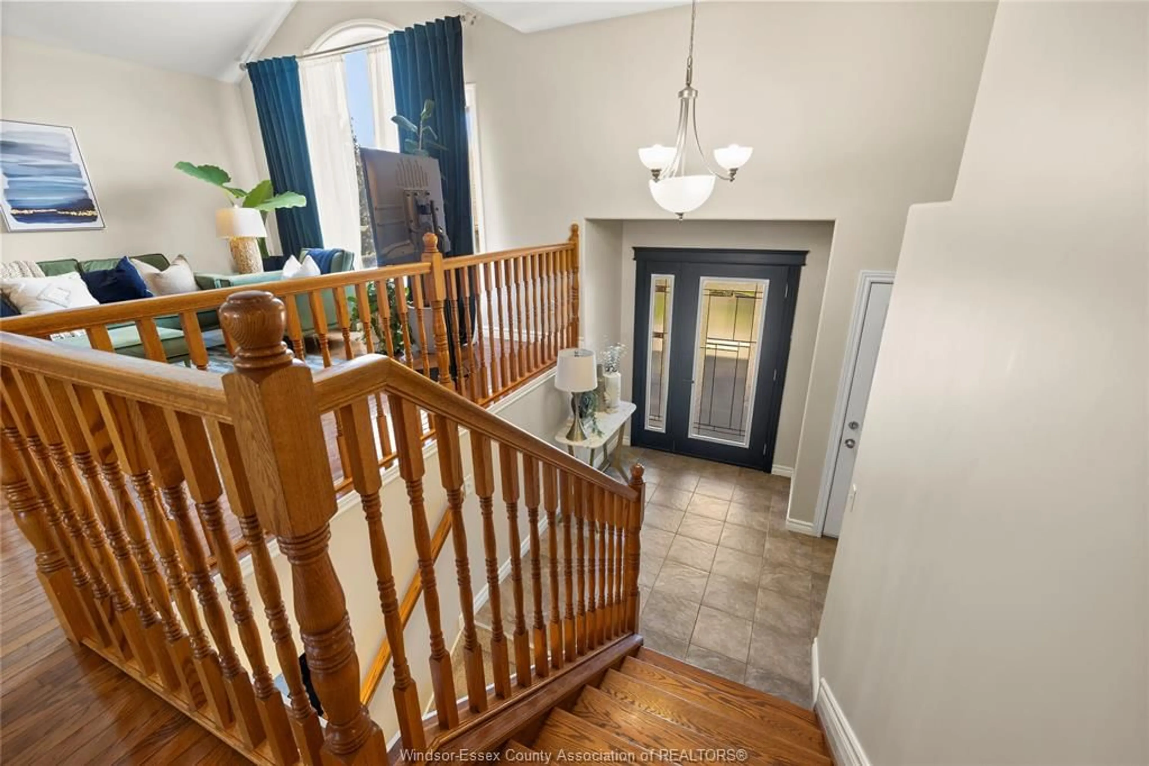 Indoor foyer for 263 St Peter, Belle River Ontario N0R 1A0