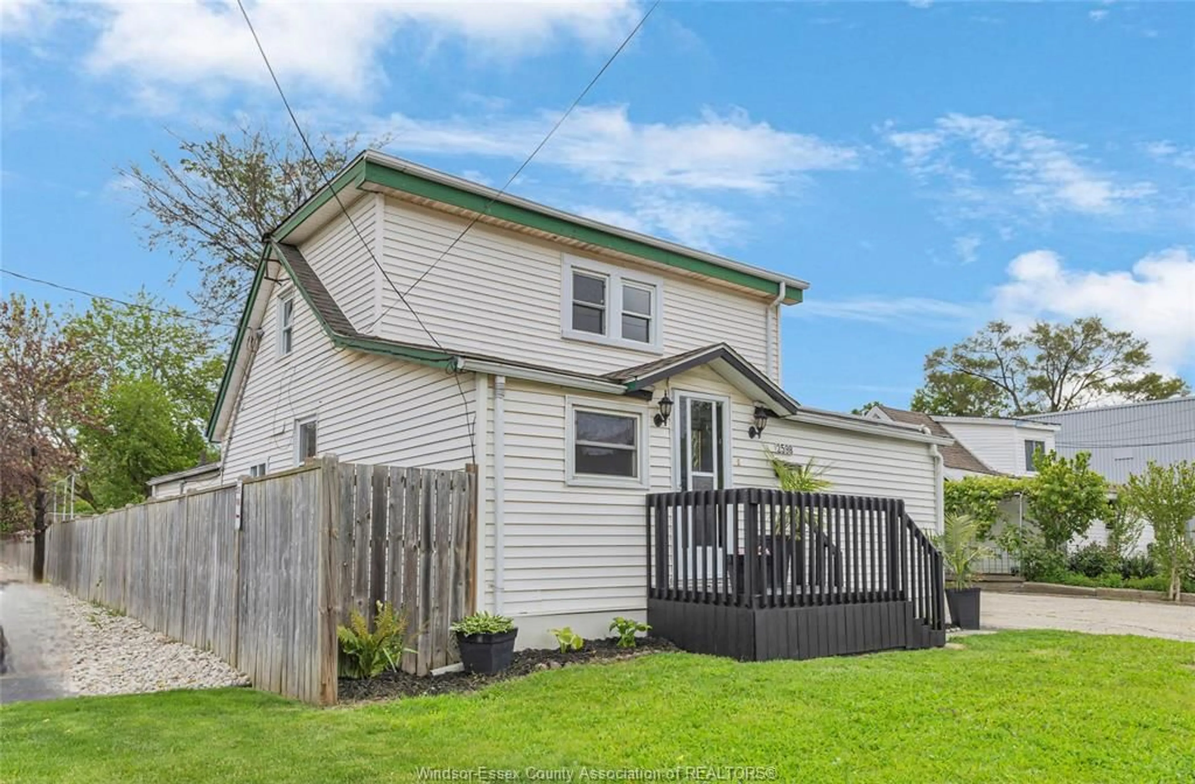 Unknown for 2598 PILLETTE Rd, Windsor Ontario N8T 3R5