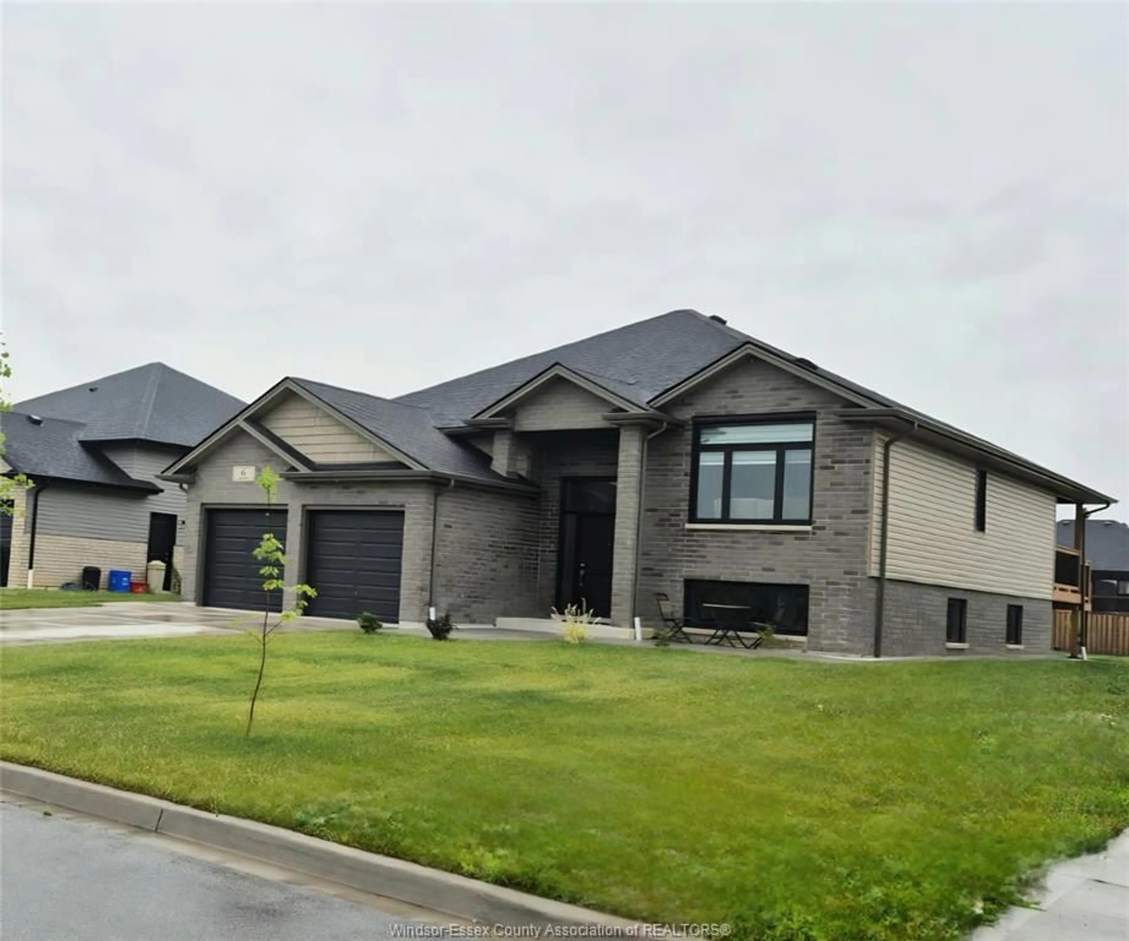Home with brick exterior material, unknown for 6 NOBLE Crt, Amherstburg Ontario N9V 0G8