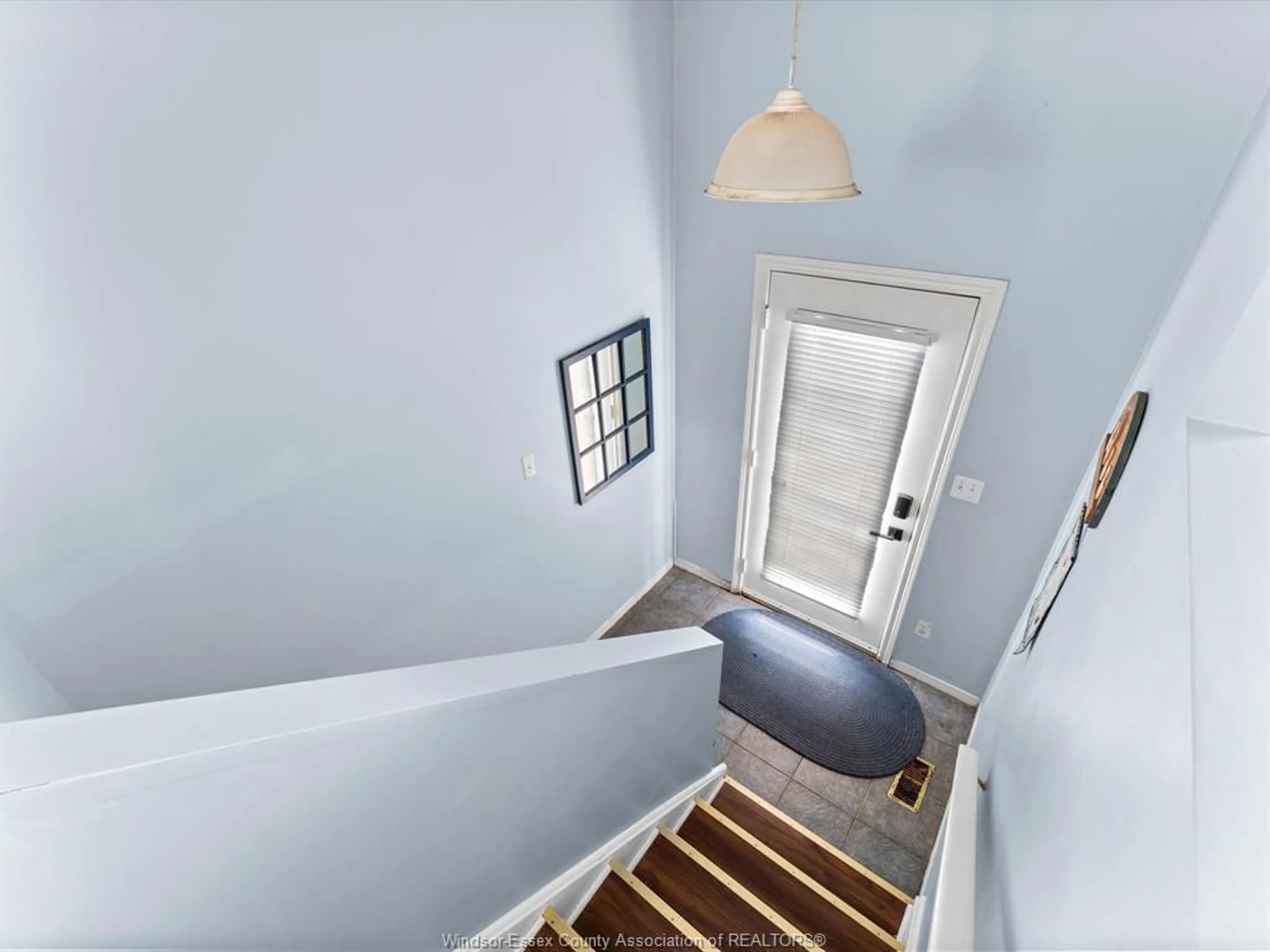 Unknown for 3302 CANDLEWOOD Cres, Windsor Ontario N8W 5M5