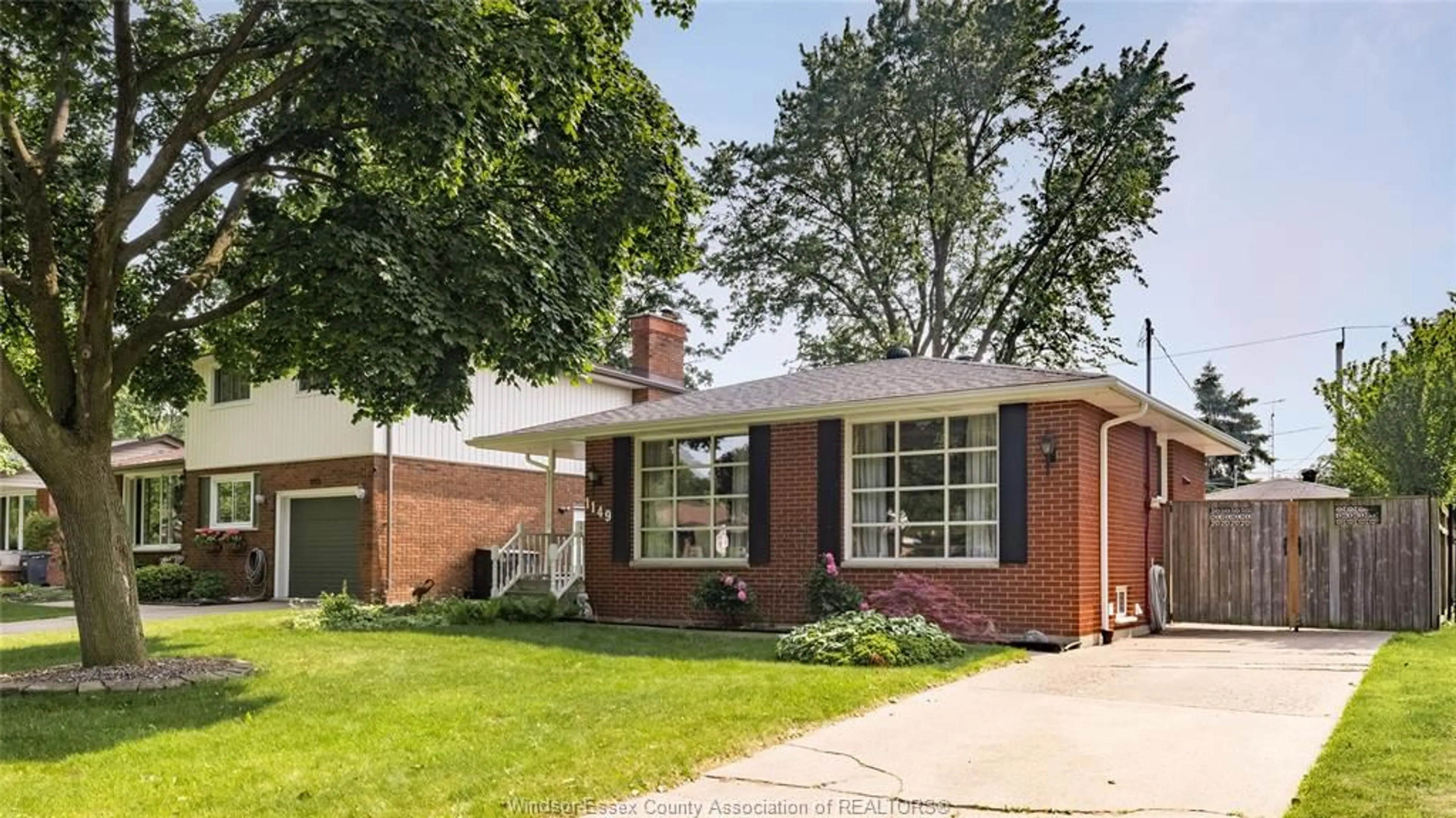 Home with brick exterior material, street for 1149 GARDEN Crt, Windsor Ontario N8S 2S1
