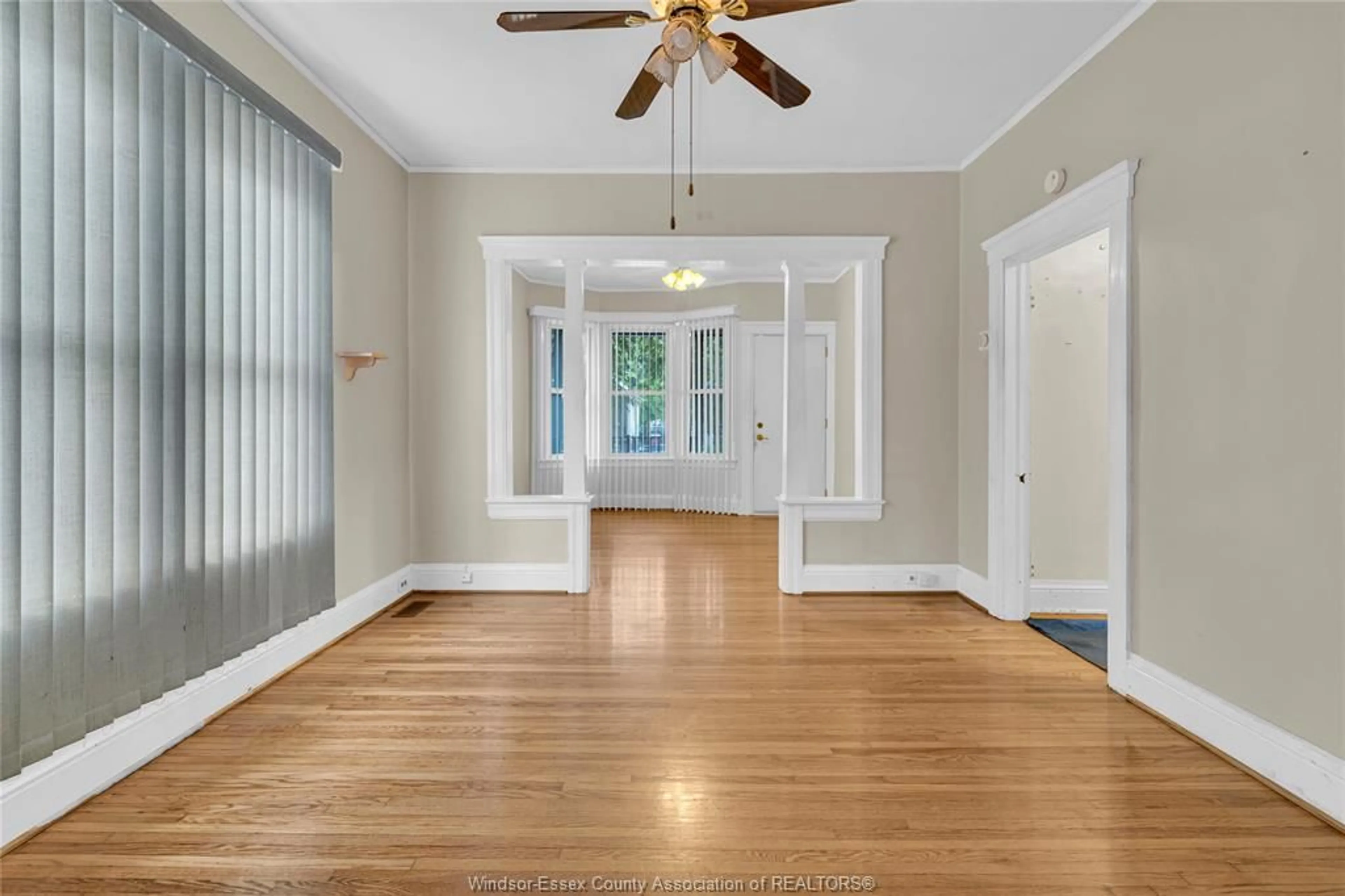 A pic of a room for 364 CLINTON, Windsor Ontario N8X 1A6