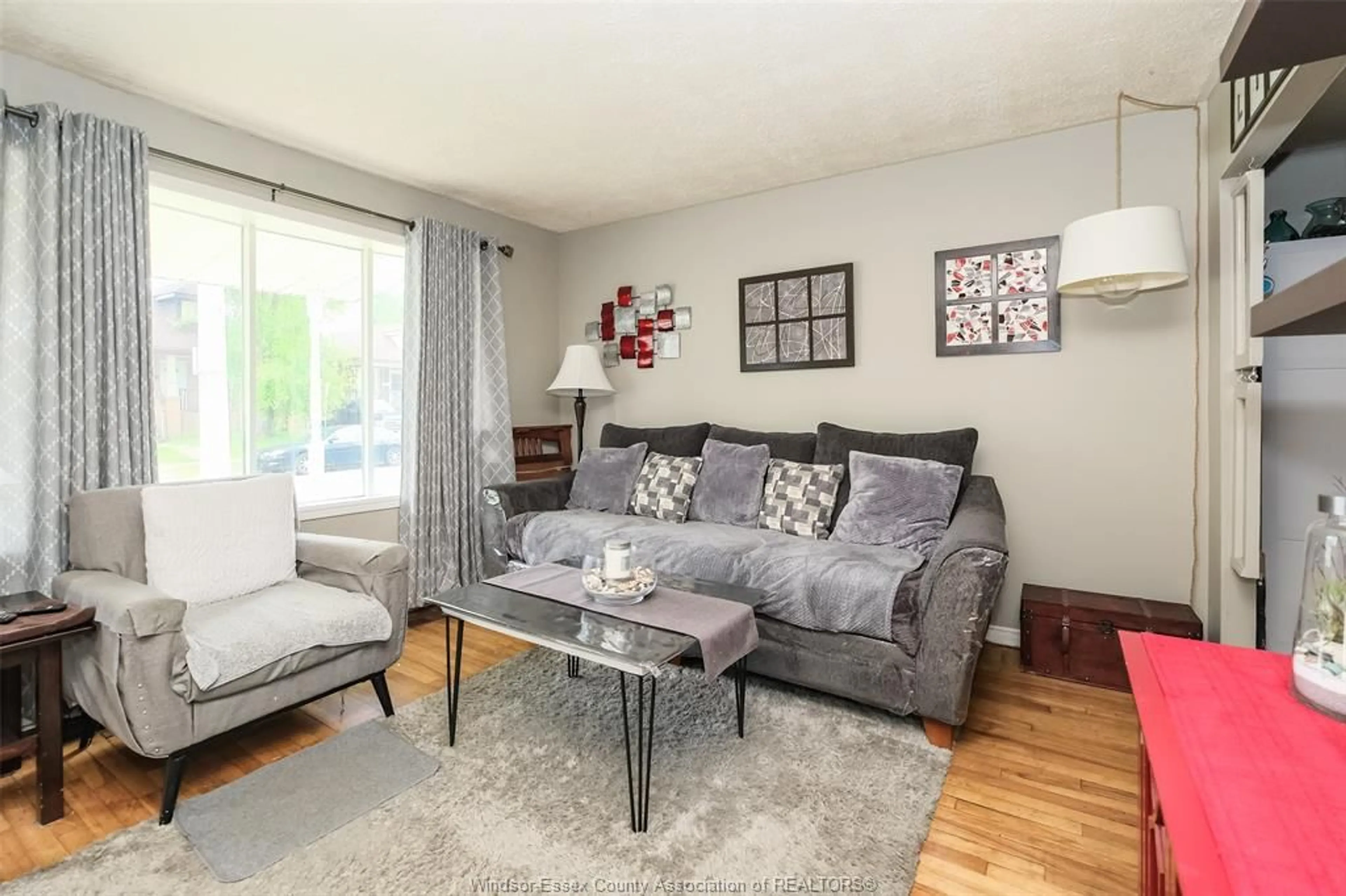 Living room with furniture, unknown for 1045 FELIX Ave, Windsor Ontario N9C 3L4