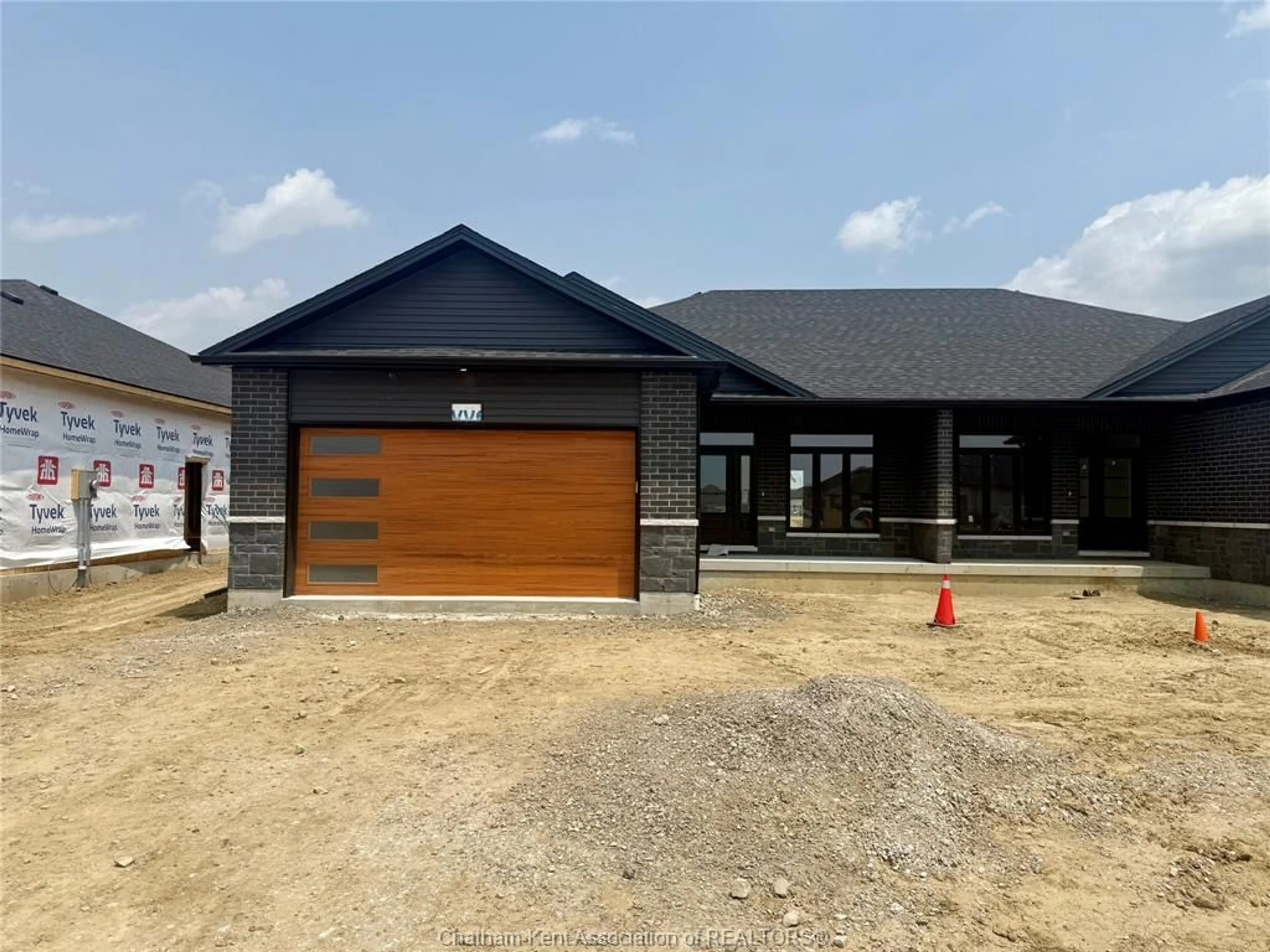 Home with brick exterior material, unknown for 567 KEIL Trail, Chatham Ontario N7L 0G8
