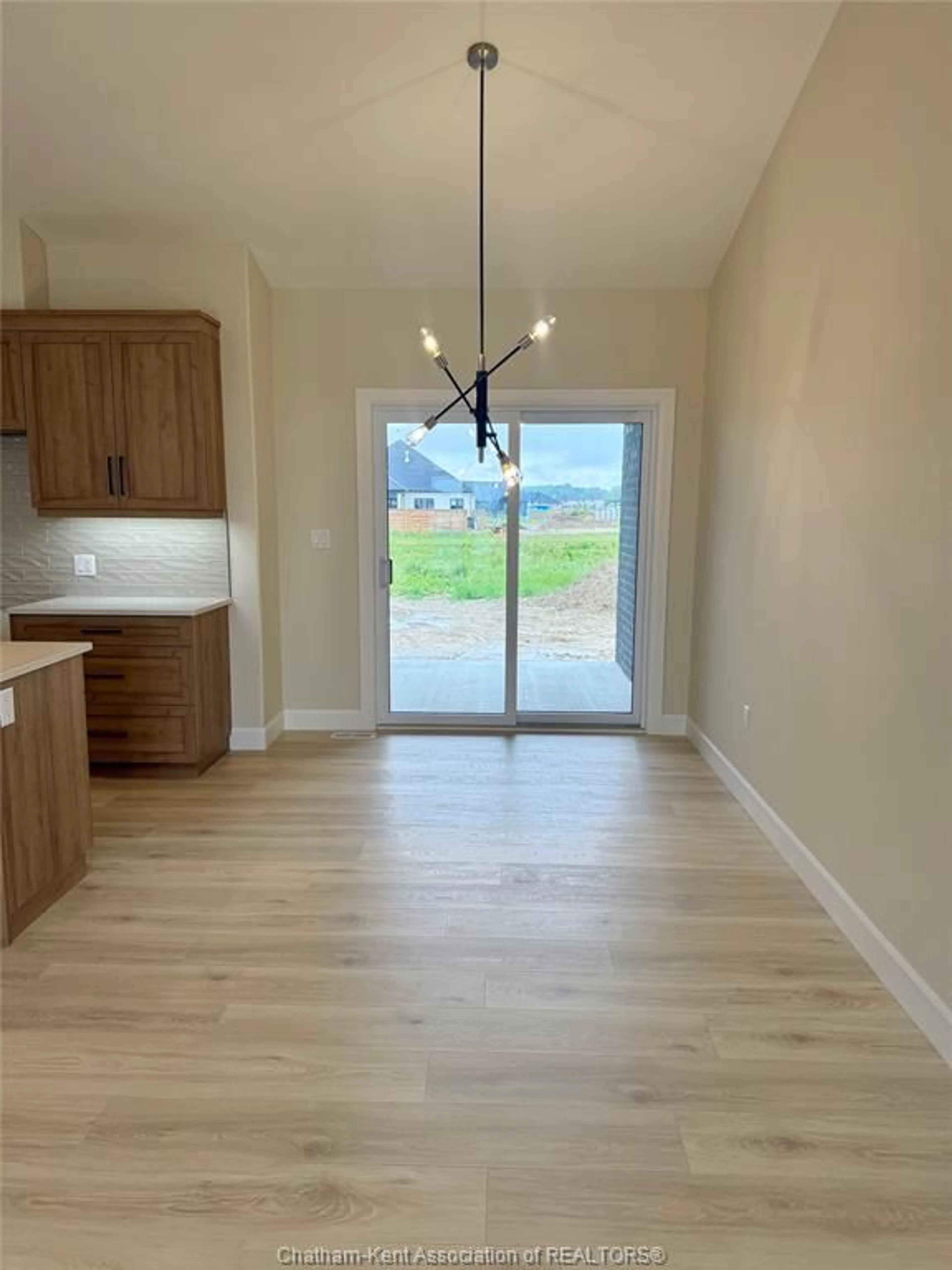 A pic of a room for 567 KEIL Trail, Chatham Ontario N7L 0G8