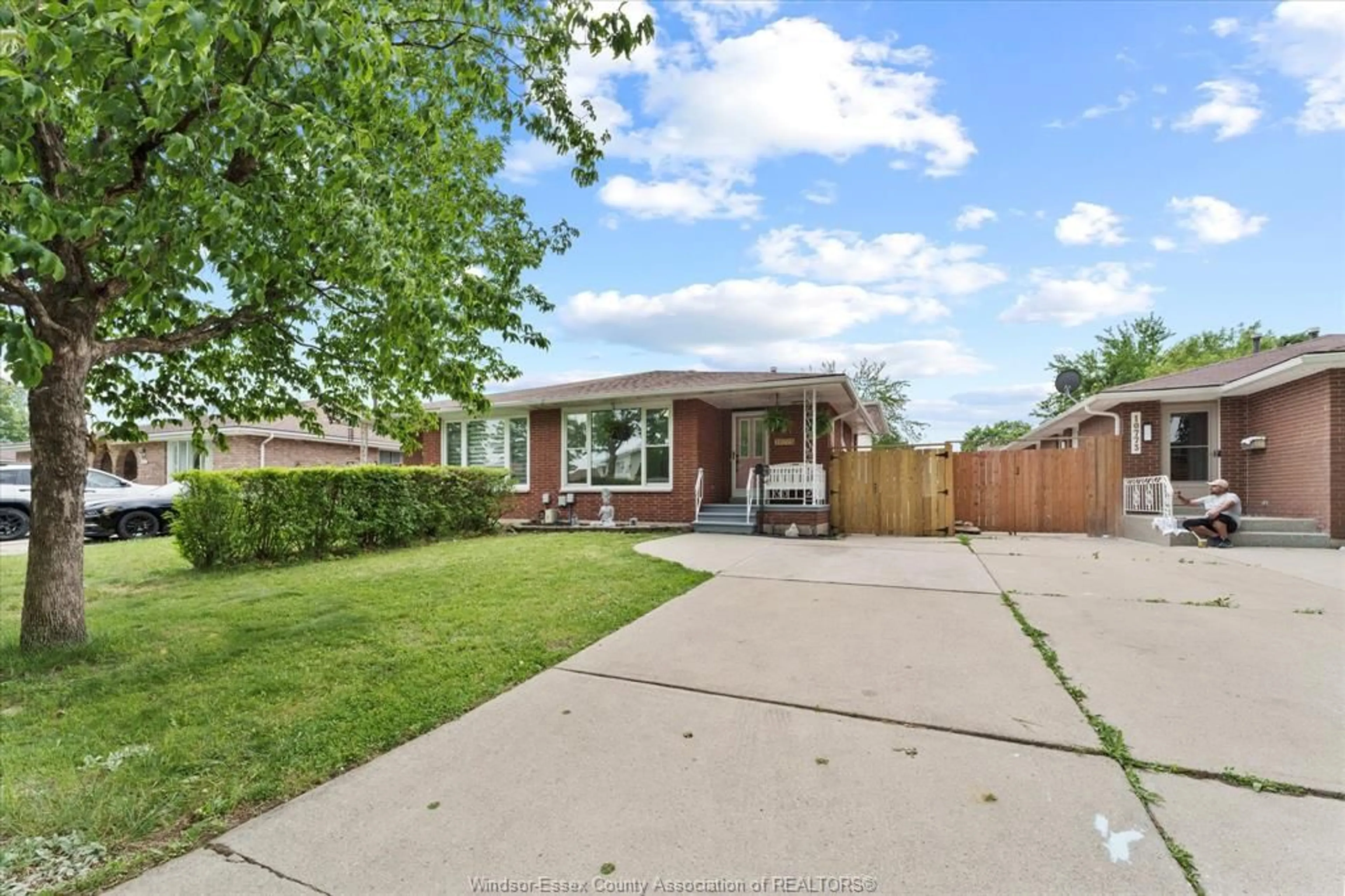 Home with brick exterior material, street for 10775 Atwater, Windsor Ontario N8R 1N8