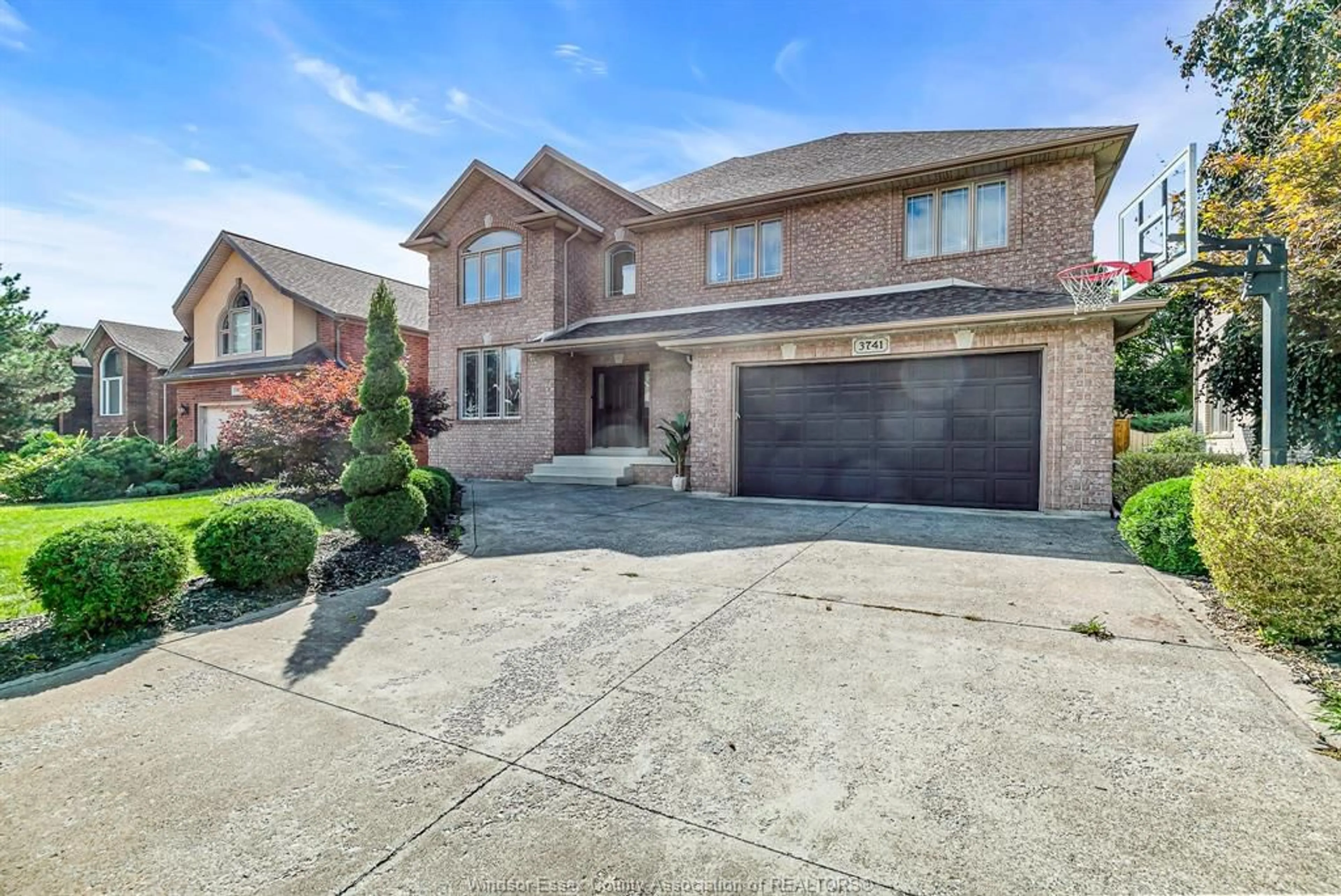 Home with brick exterior material, street for 3741 INGLEWOOD Ave, Windsor Ontario N9E 4P4