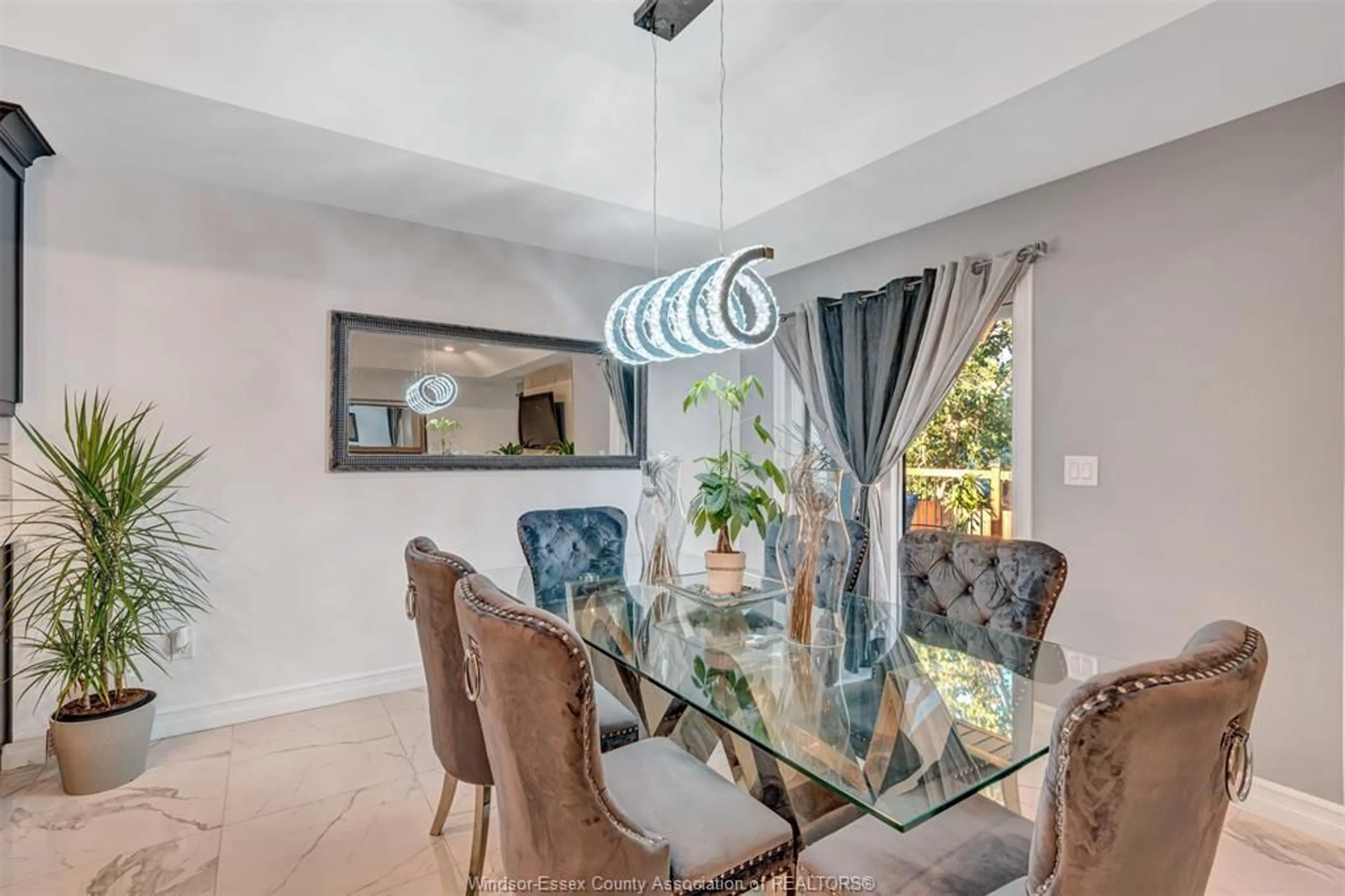 Dining room, ceramic/tile floor for 5526 NOSTADT CRESCENT, Comber Ontario N0R 1A0