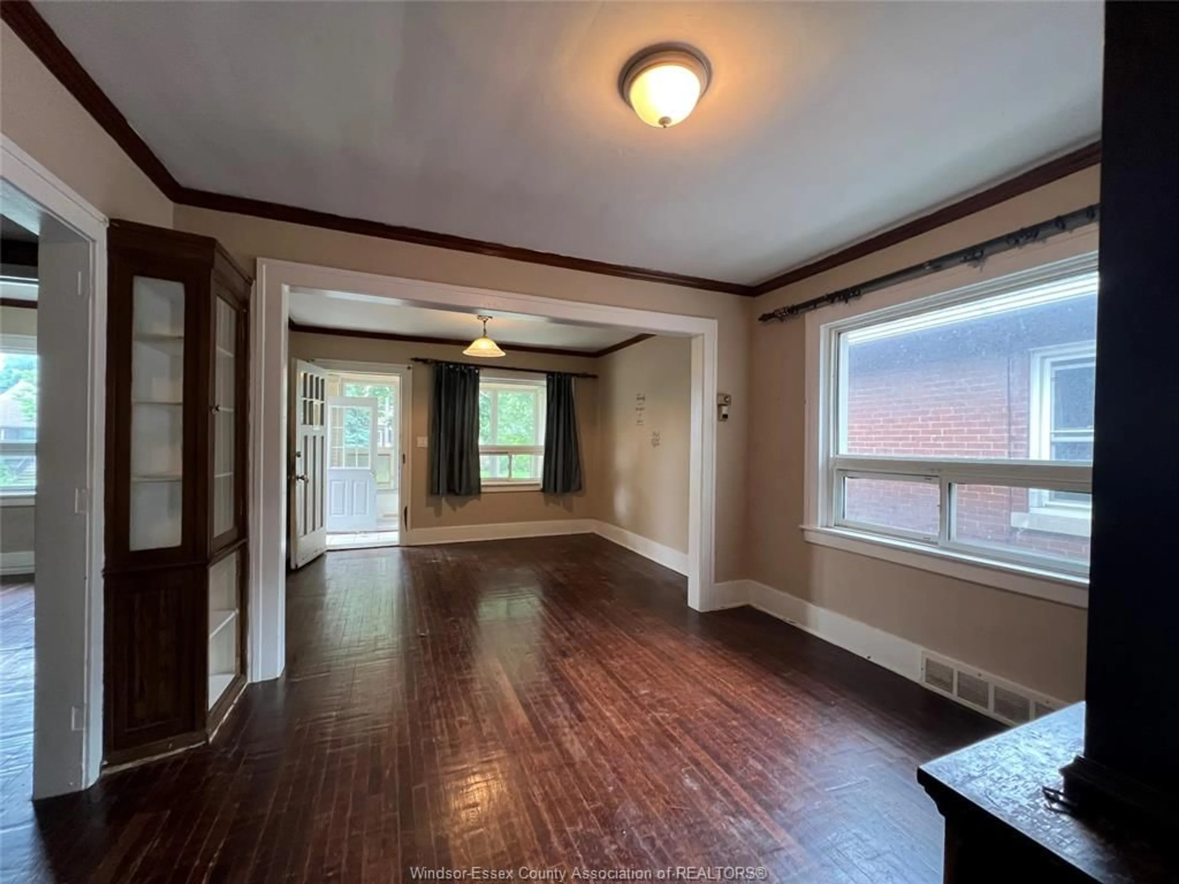 A pic of a room for 763 RANDOLPH AVENUE, Windsor Ontario N9B 2Y7