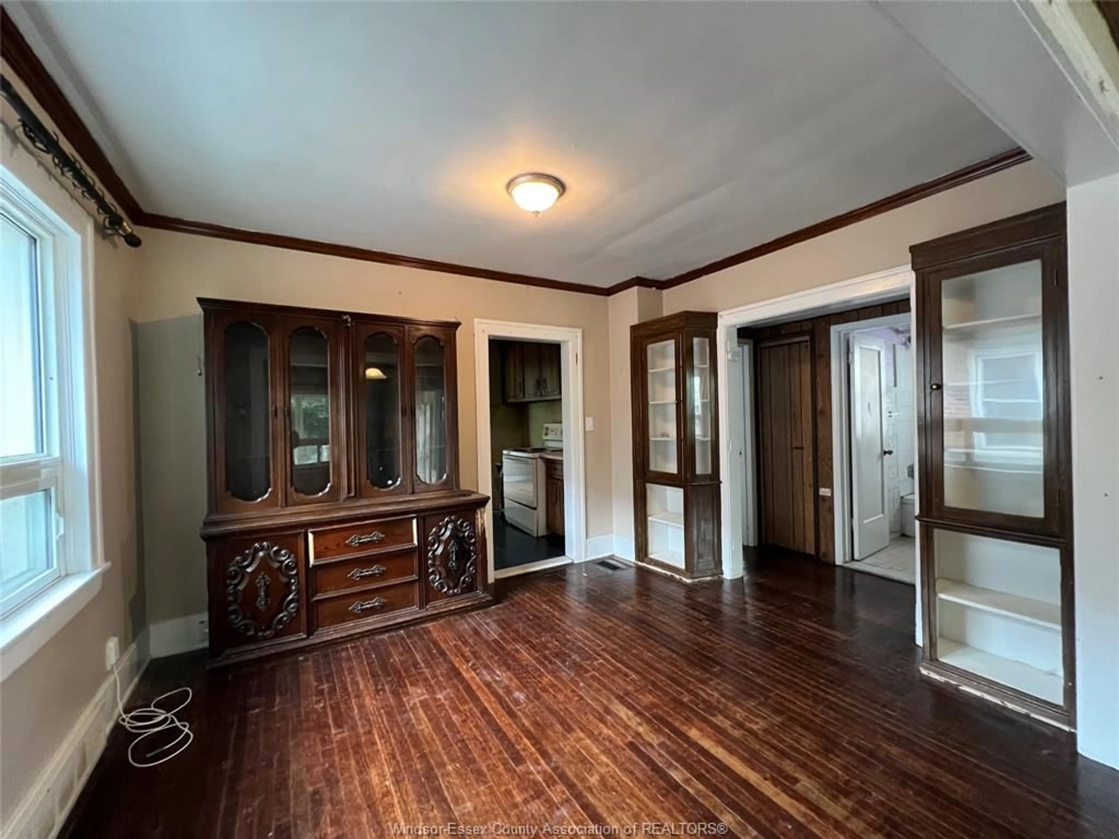 A pic of a room for 763 RANDOLPH AVENUE, Windsor Ontario N9B 2Y7