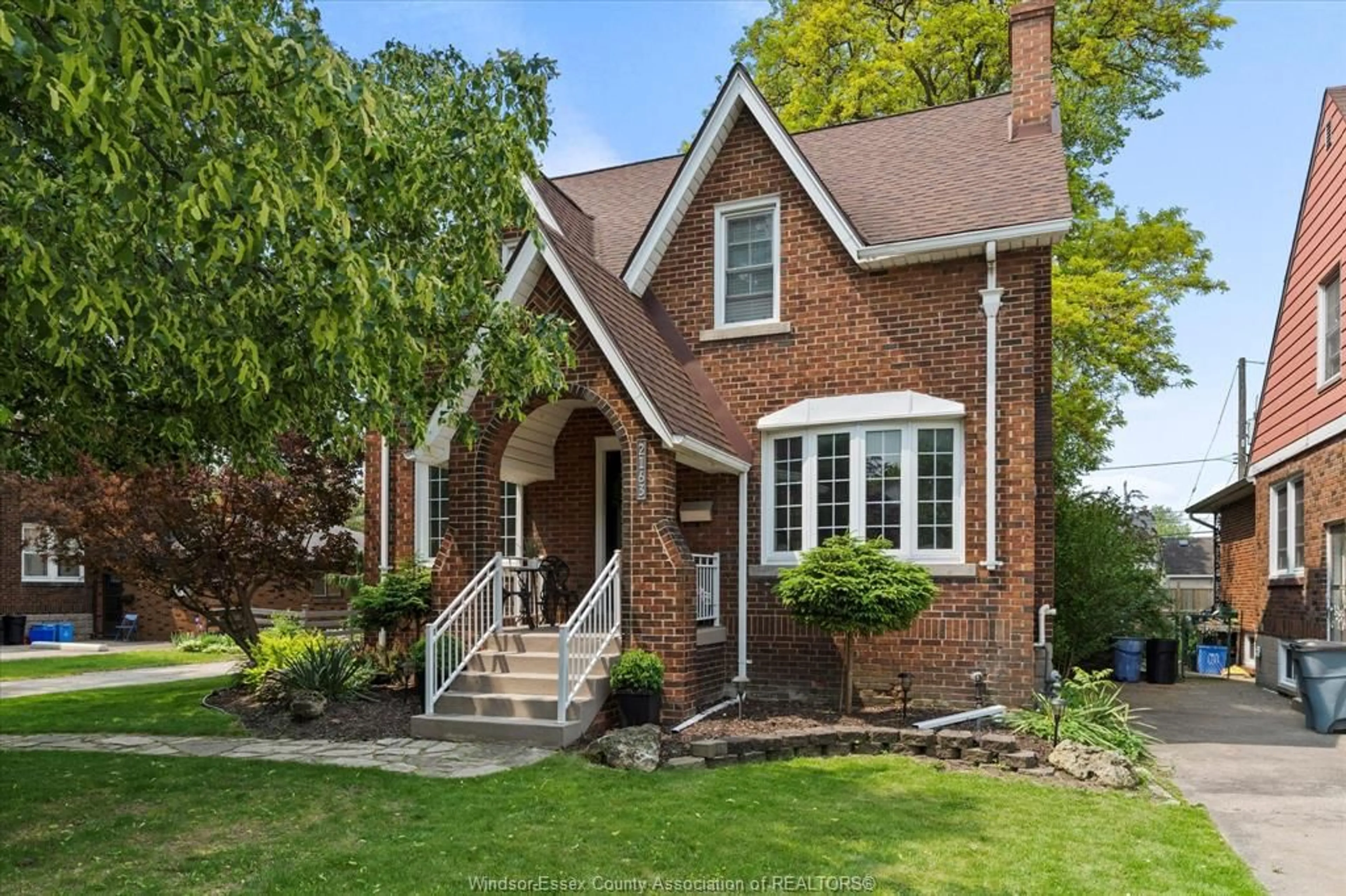 Home with brick exterior material, street for 2163 GLADSTONE Ave, Windsor Ontario N8W 2N6