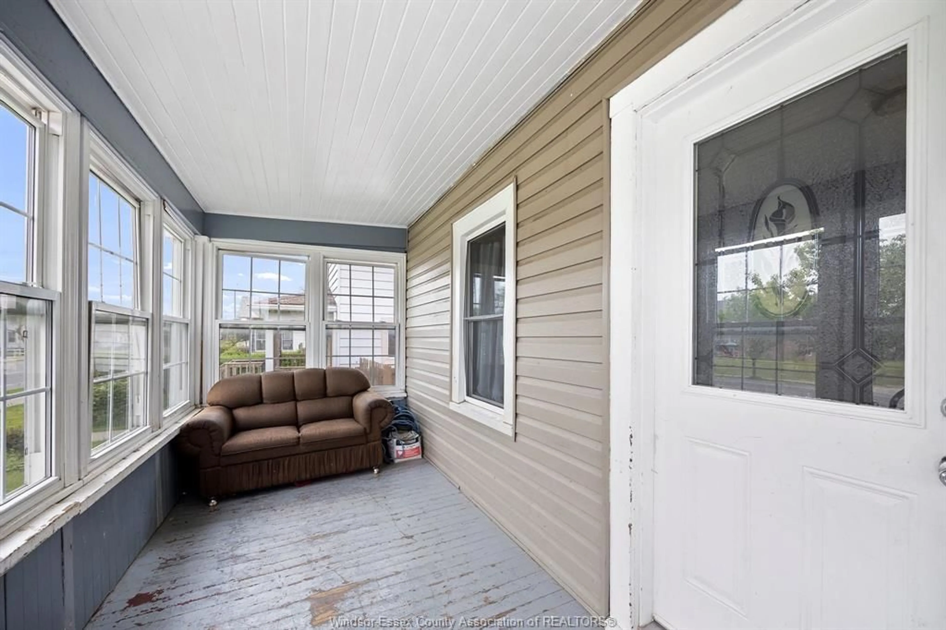 Unknown for 110 ERIE St, Leamington Ontario N8H 3B6