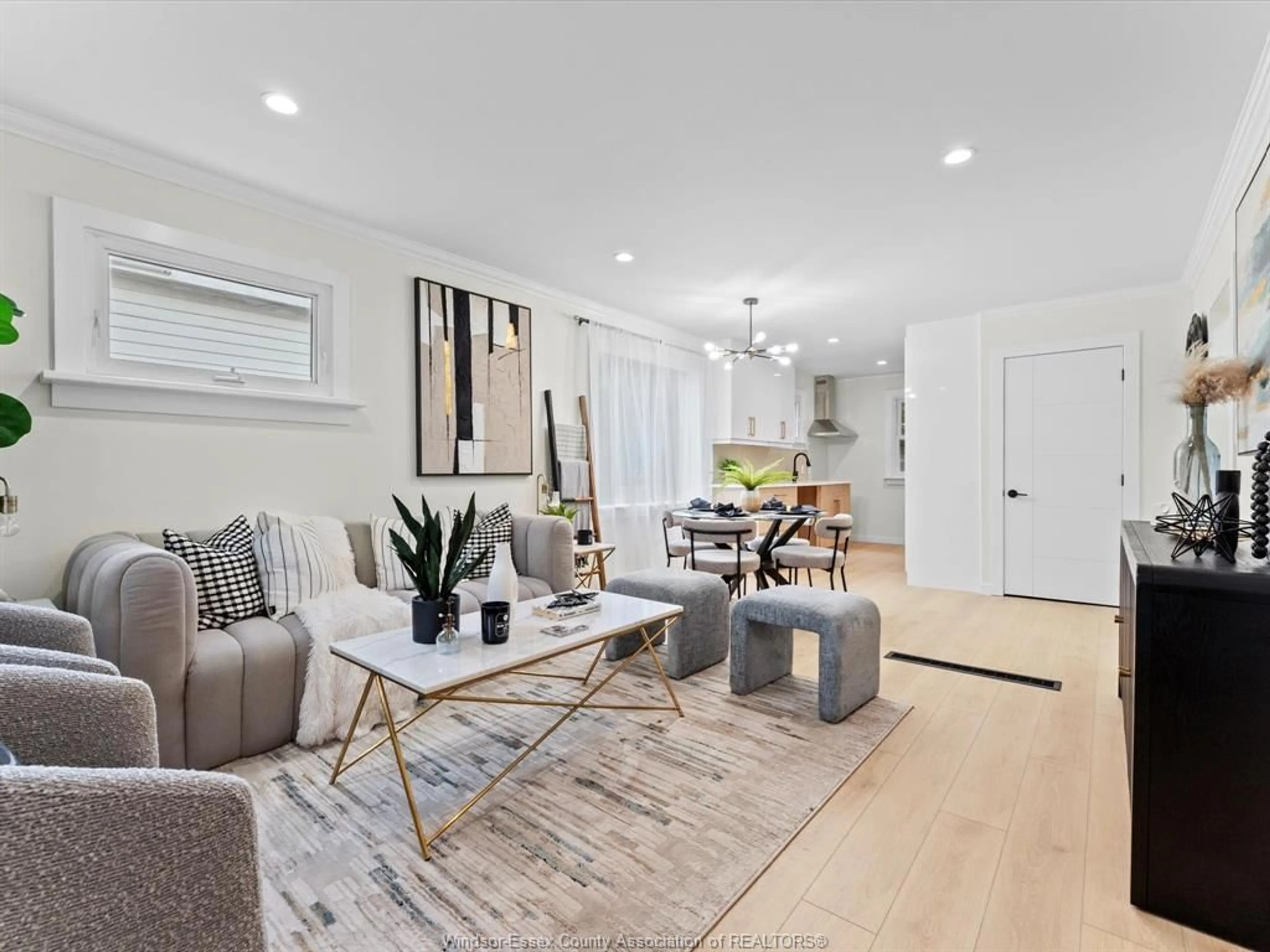 Living room with furniture, unknown for 3283 BYNG Rd, Windsor Ontario N9W 3H1