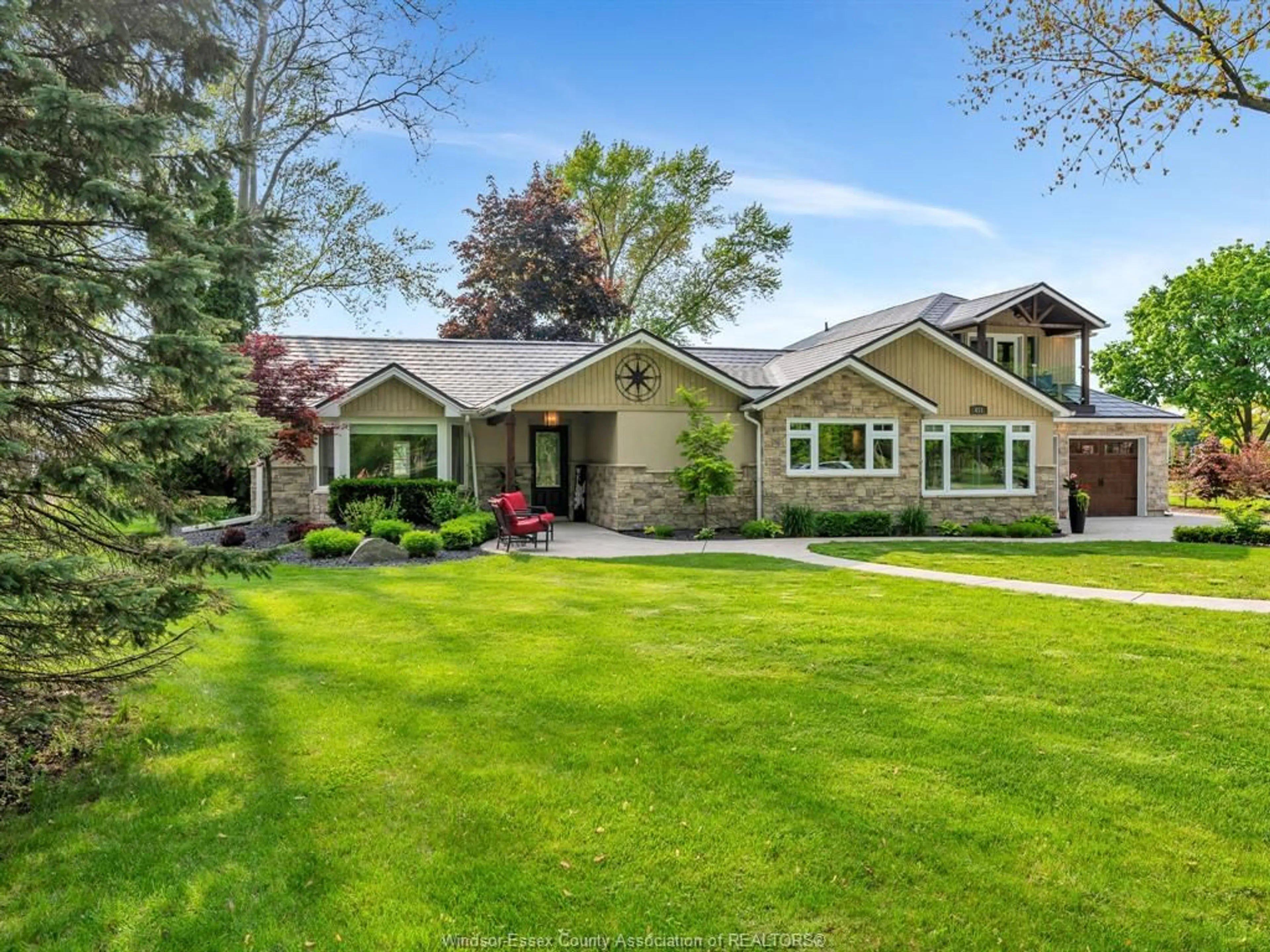 Home with brick exterior material, street for 451 ARLINGTON Blvd, Tecumseh Ontario N8N 2K1