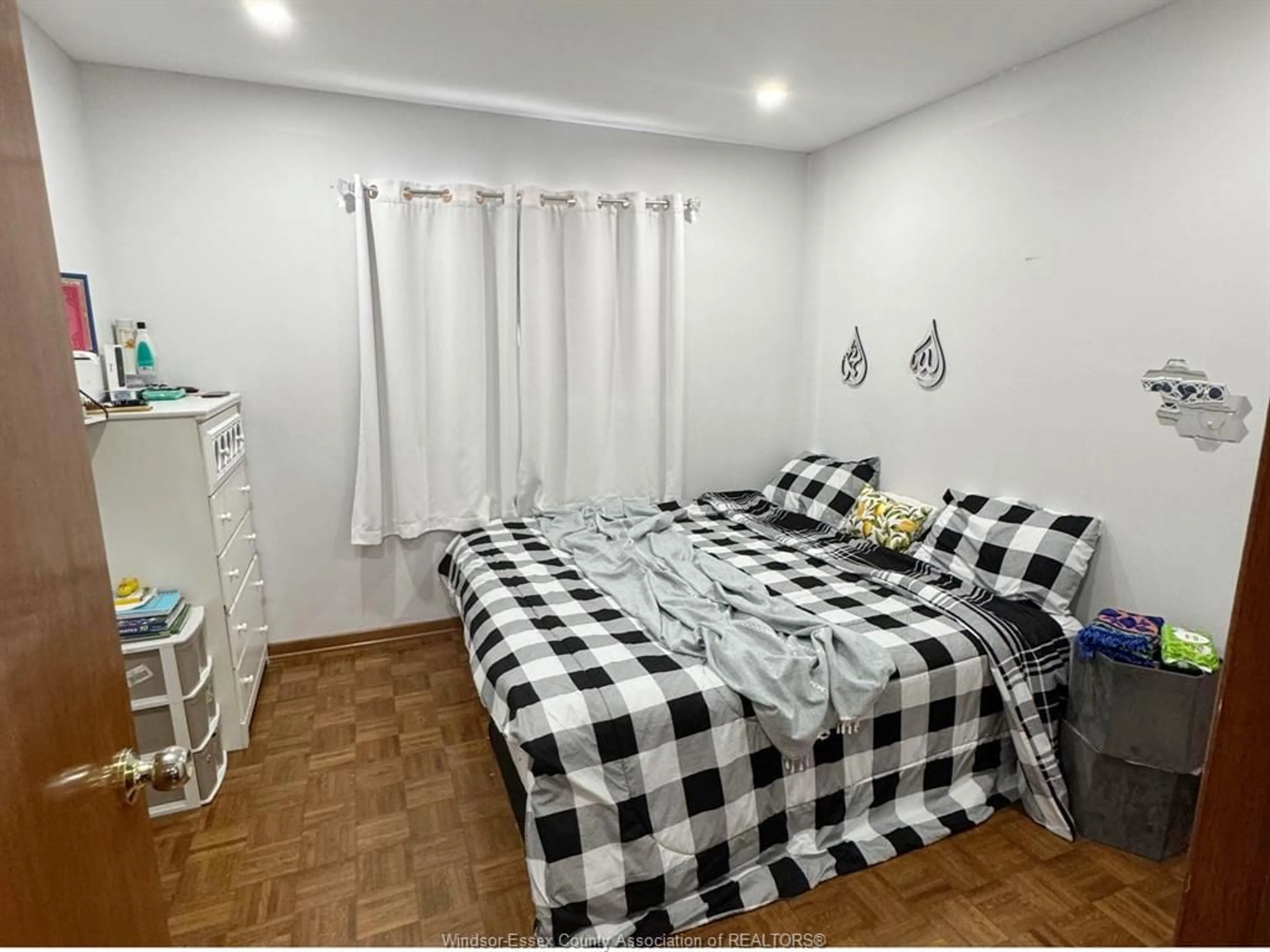 Bedroom with bed, unknown for 1259 ERIE St, Windsor Ontario N9A 3Z6