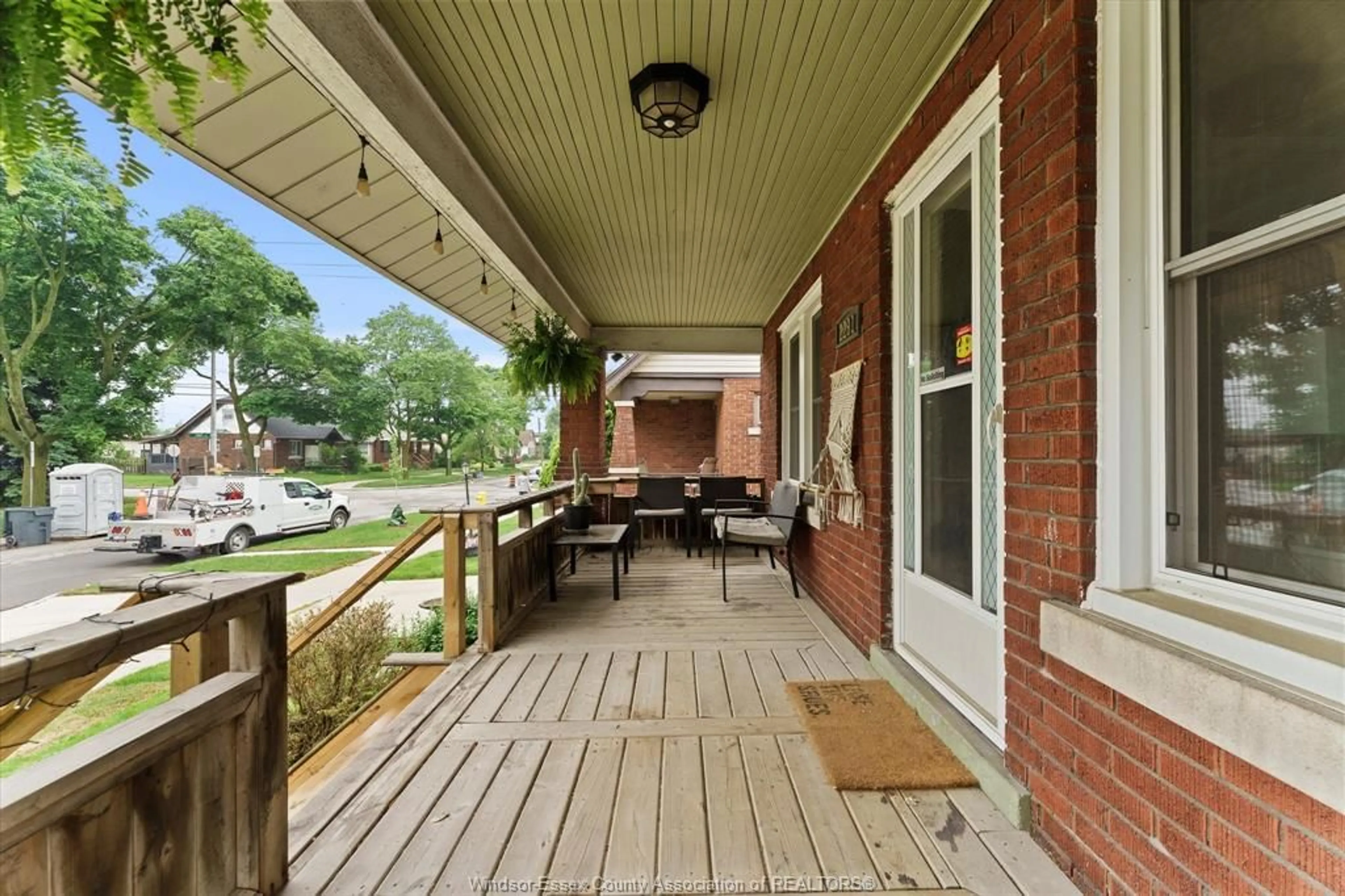Patio, street for 2291 TURNER Rd, Windsor Ontario N8W 3K4