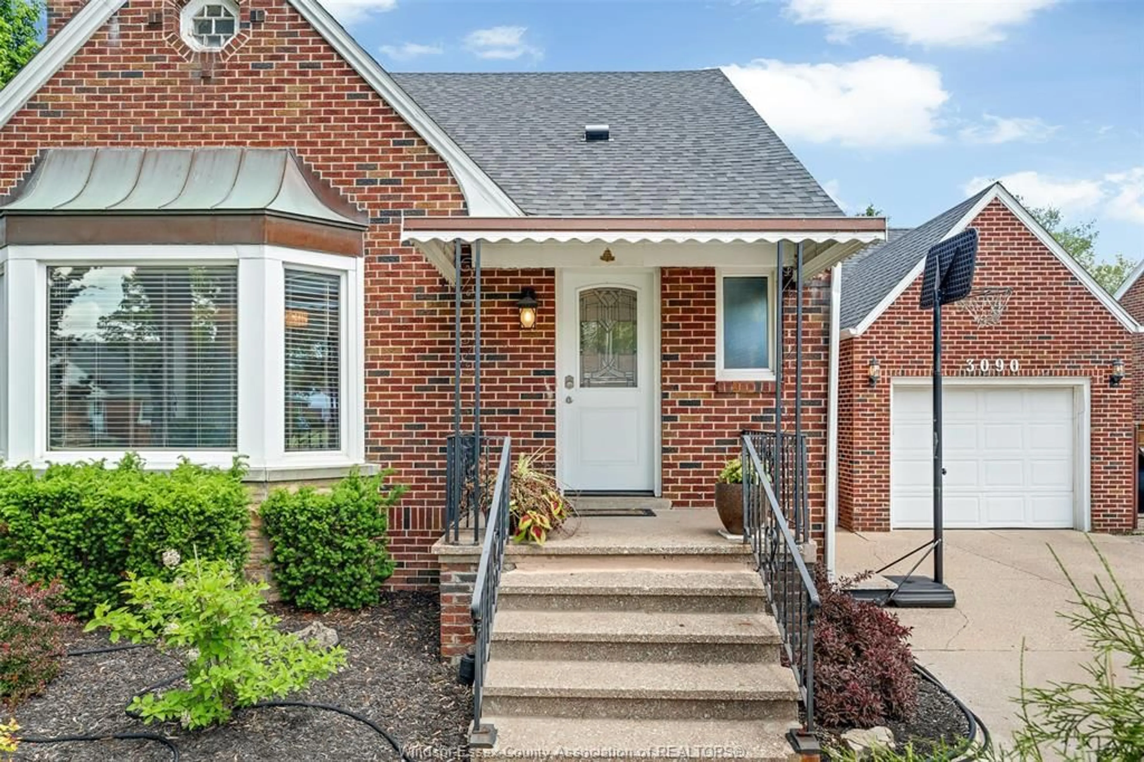 Home with brick exterior material, street for 3090 LONGFELLOW Ave, Windsor Ontario N9E 2L5