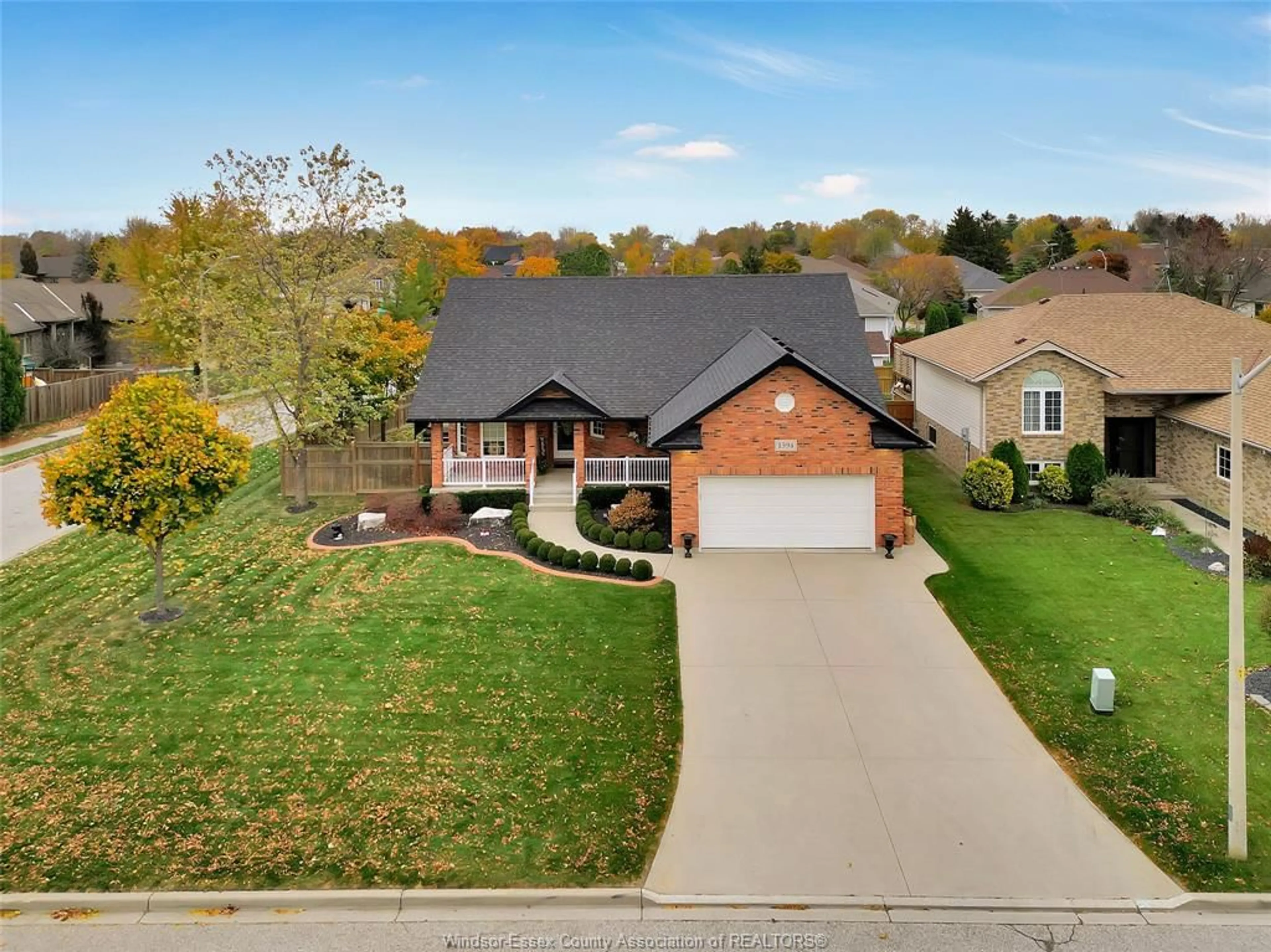 A pic from outside/outdoor area/front of a property/back of a property/a pic from drone, street for 1594 WHITEWOOD Dr, Lakeshore Ontario N0R 1A0