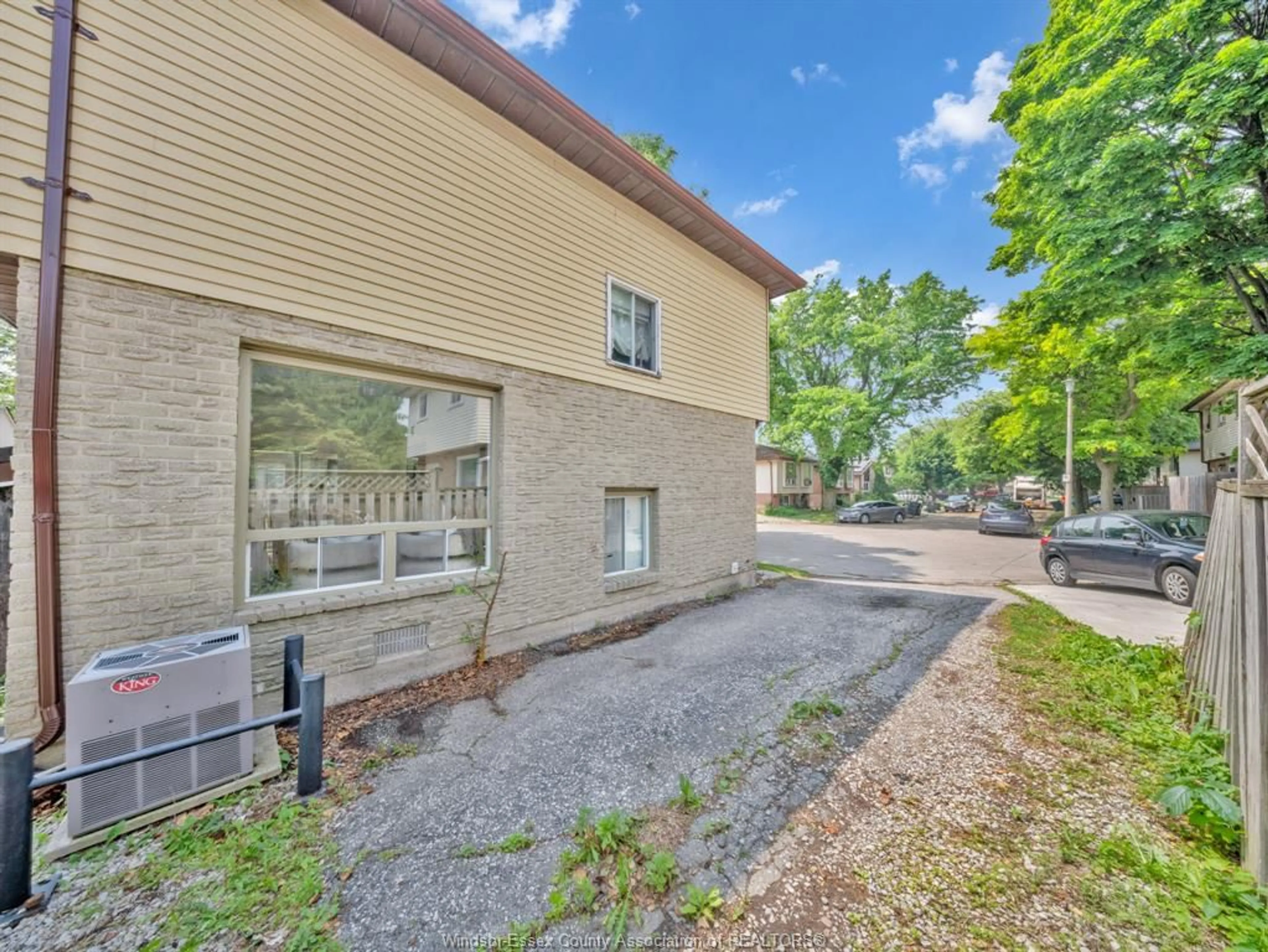 Unknown for 1196 HEATHFIELD, Windsor Ontario N8S 4N9
