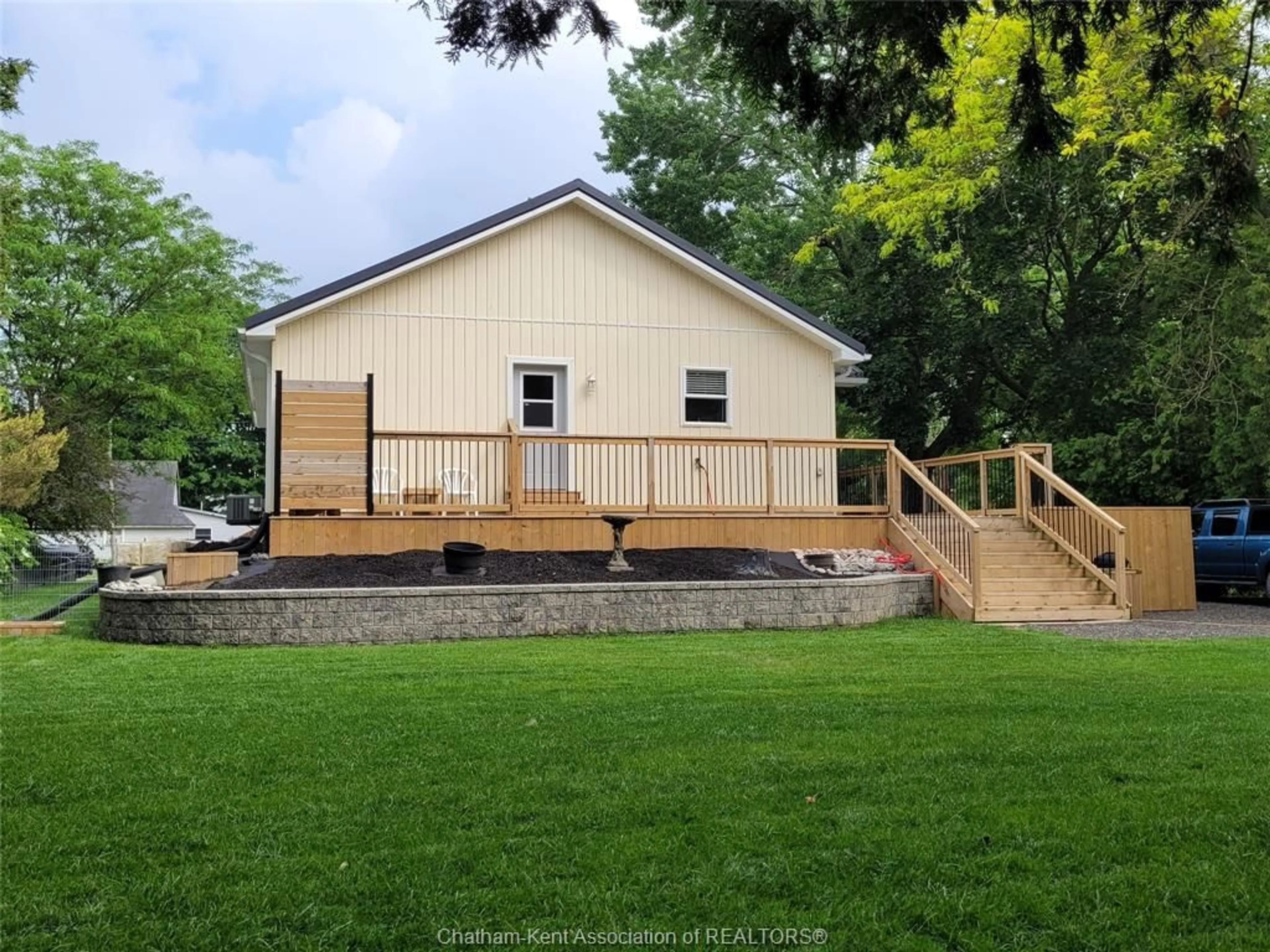 Unknown for 13355 JANE St, Thamesville Ontario N0P 2K0