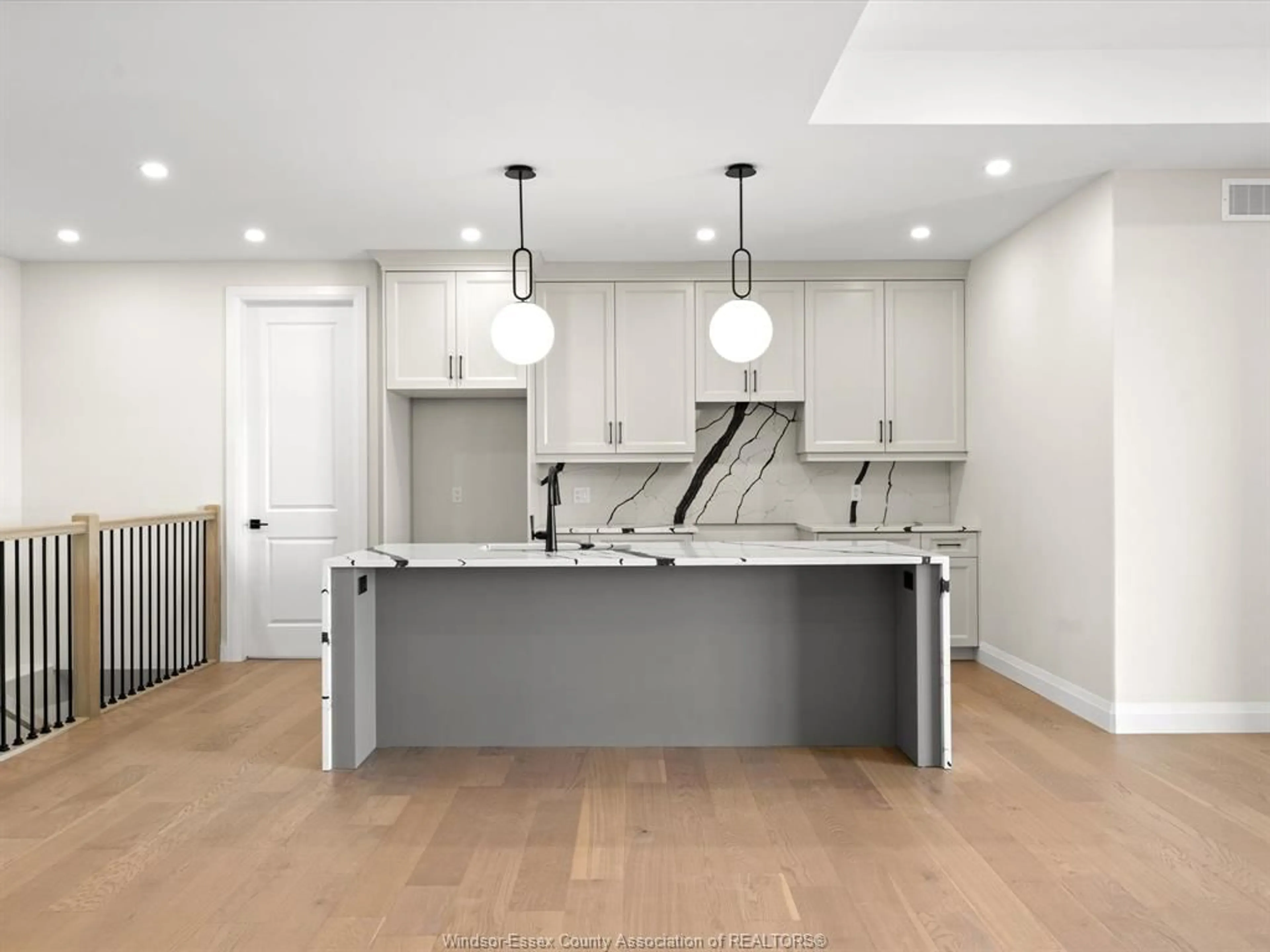 Open concept kitchen, unknown for 7588 Silverleaf Lane, LaSalle Ontario N9H 1E3