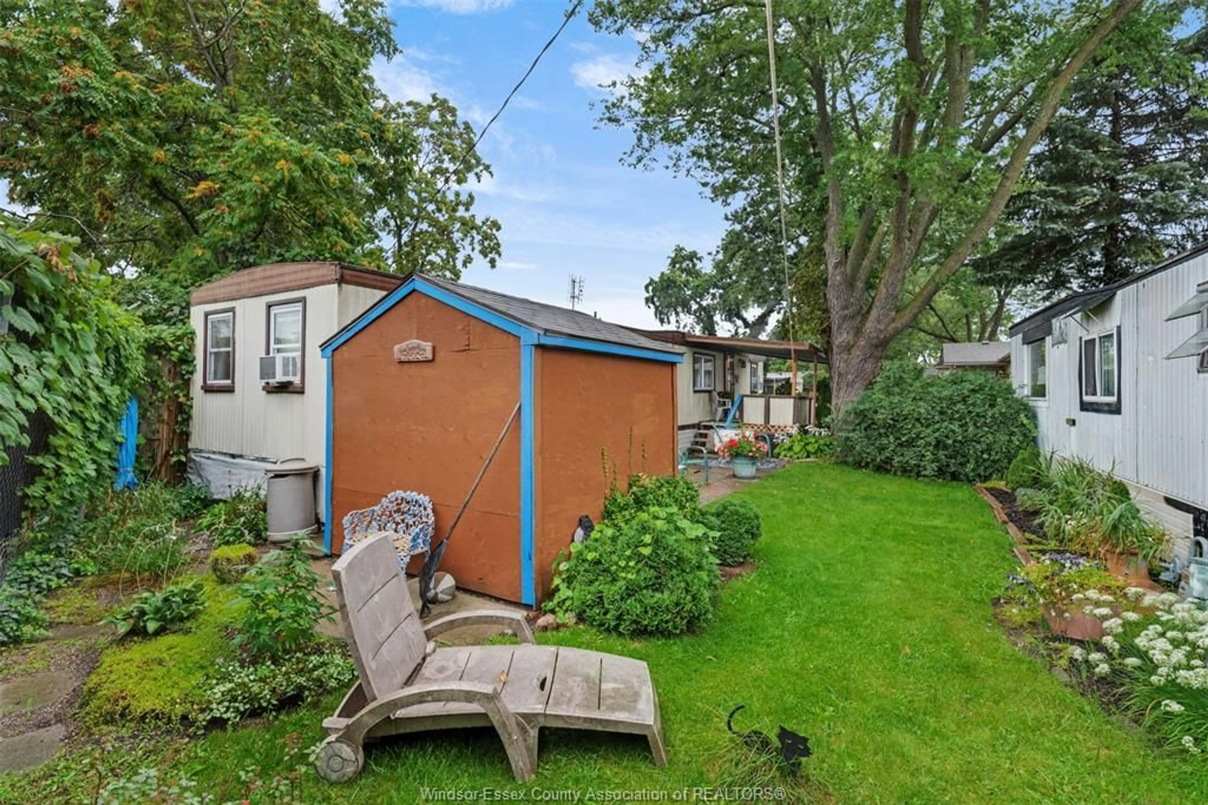 Patio, water/lake/river/ocean view for 34 BONITA, Windsor Ontario N8W 2B5