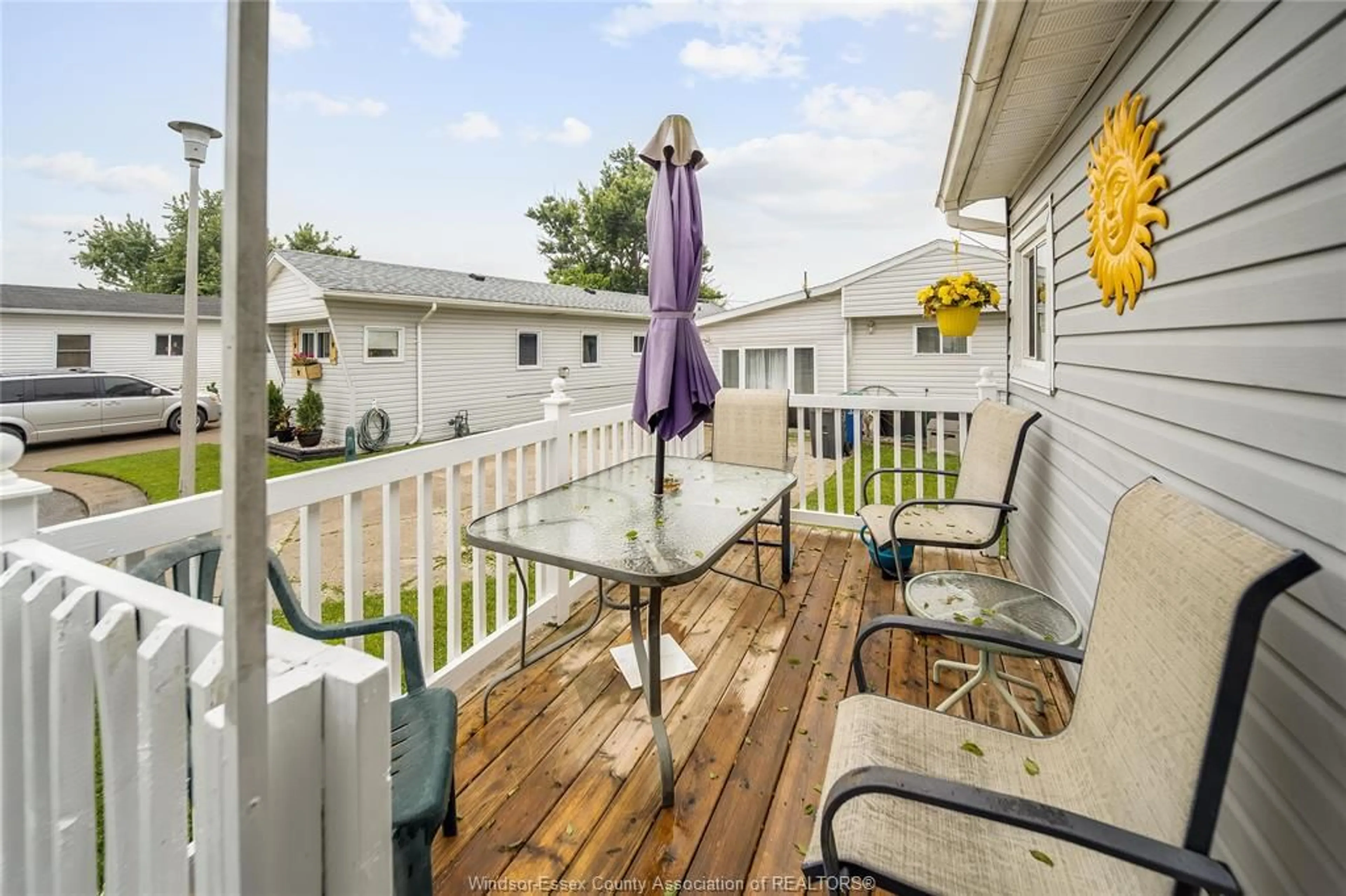 Patio, unknown for 5 ELM Crt, McGregor Ontario N0R 1J0