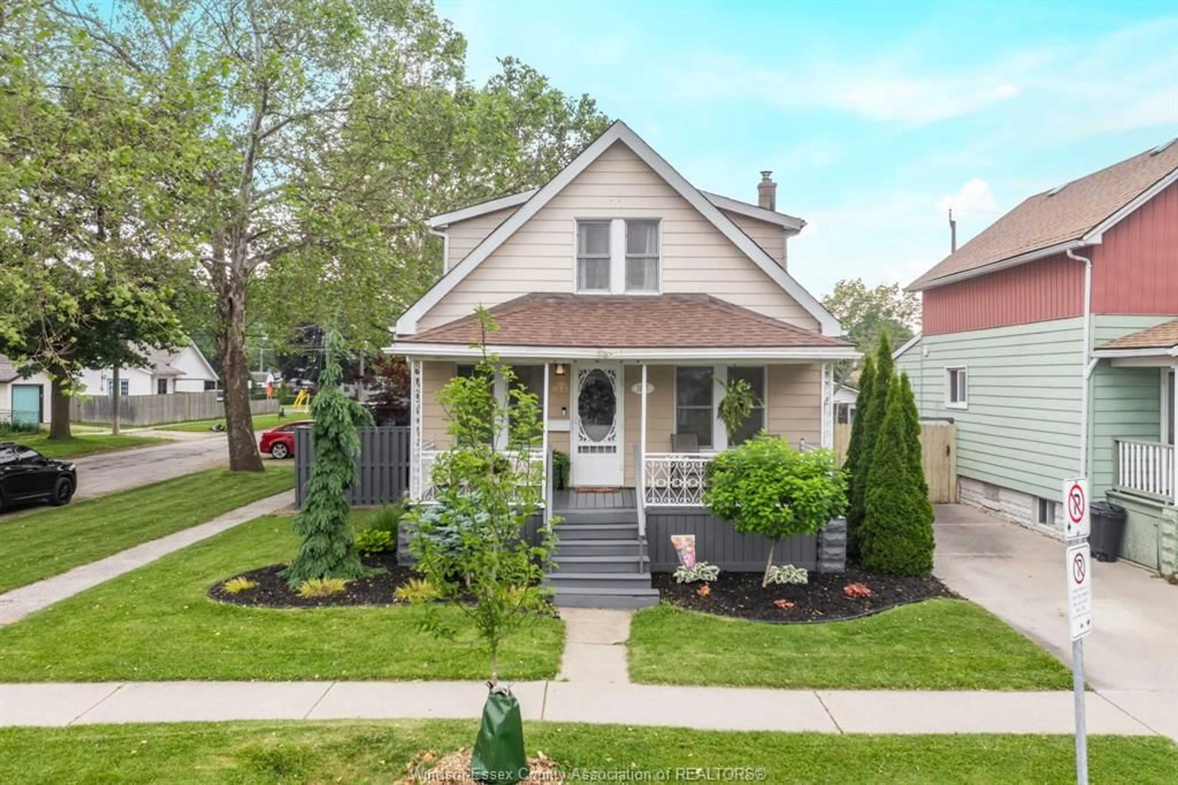 Home with vinyl exterior material, street for 1697 ALBERT RD, Windsor Ontario N8Y 3R4