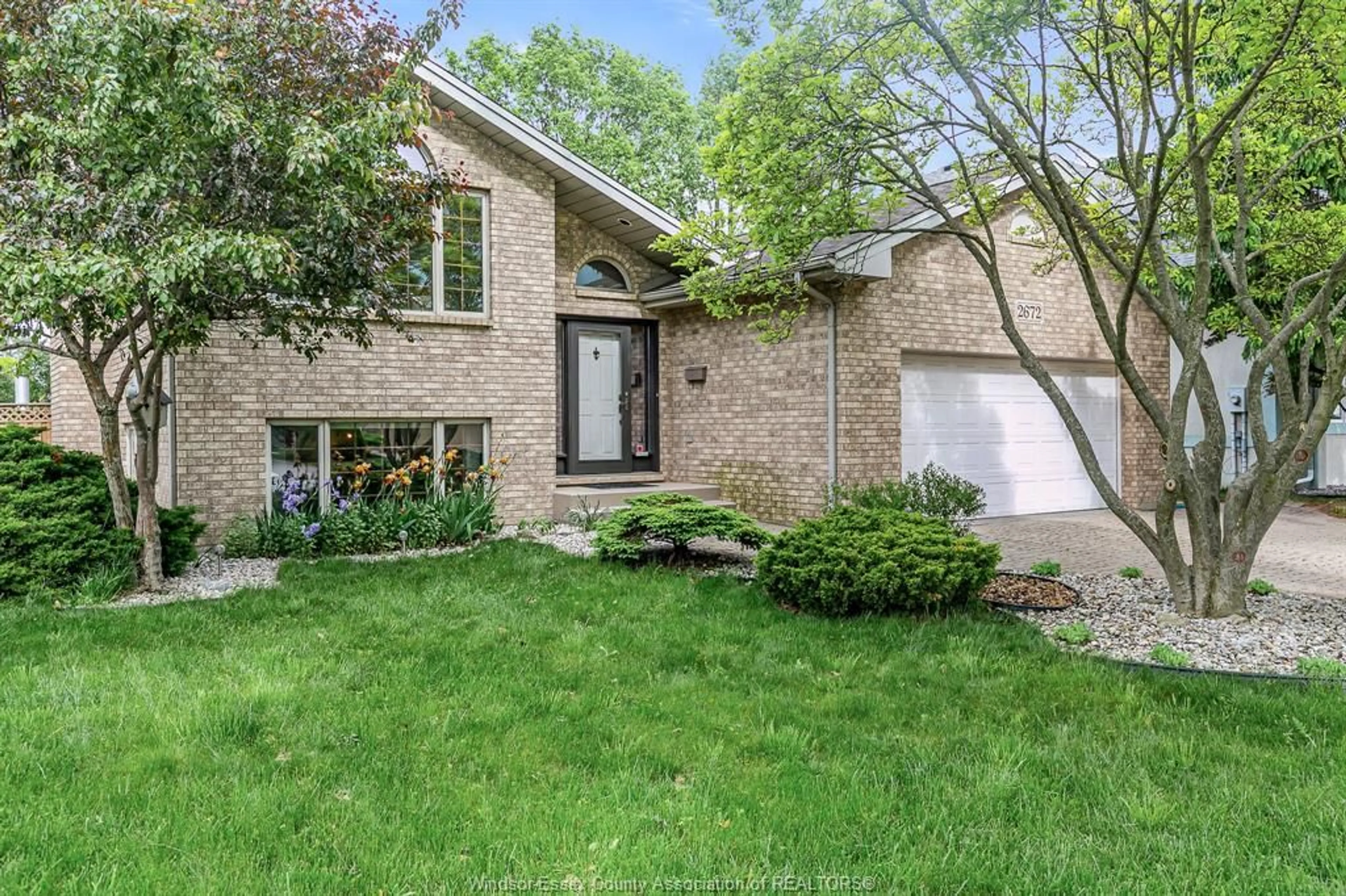 Home with brick exterior material, street for 2672 BUTTERY St, Windsor Ontario N9E 4L7