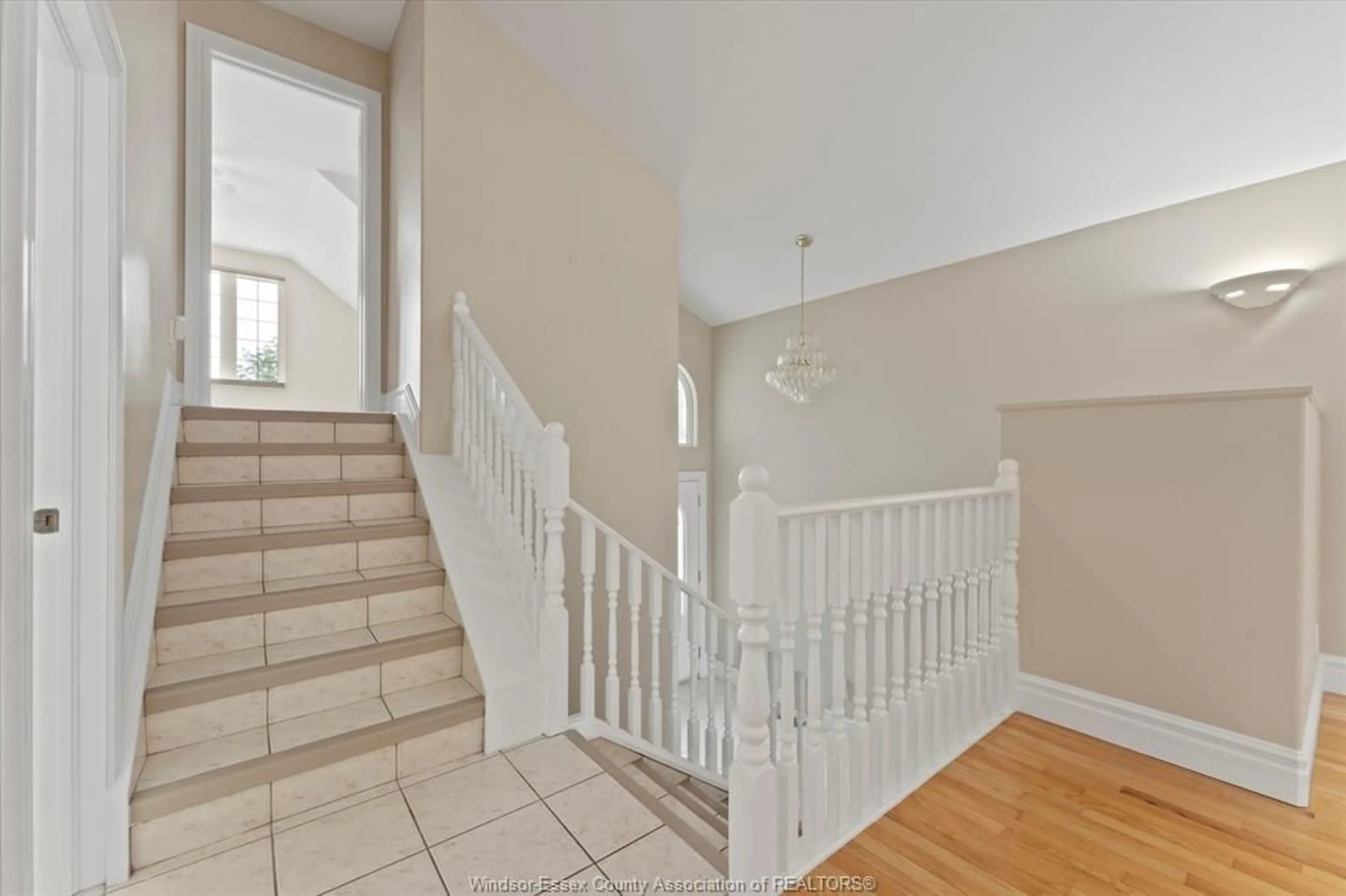 Unknown for 3535 TURNER, Windsor Ontario N8W 3G7