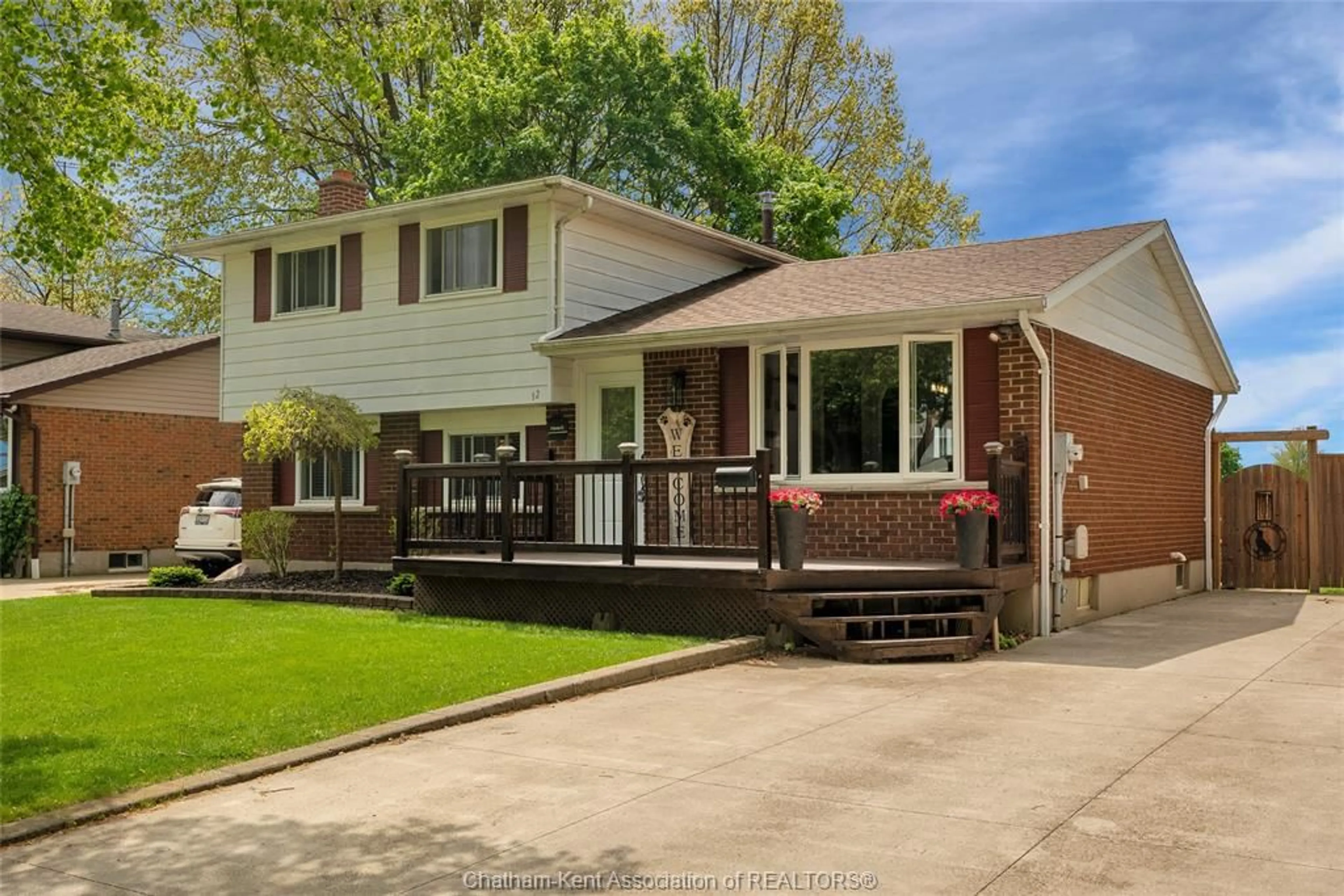 Unknown for 12 DONALDA Dr, Chatham Ontario N7L 4J5