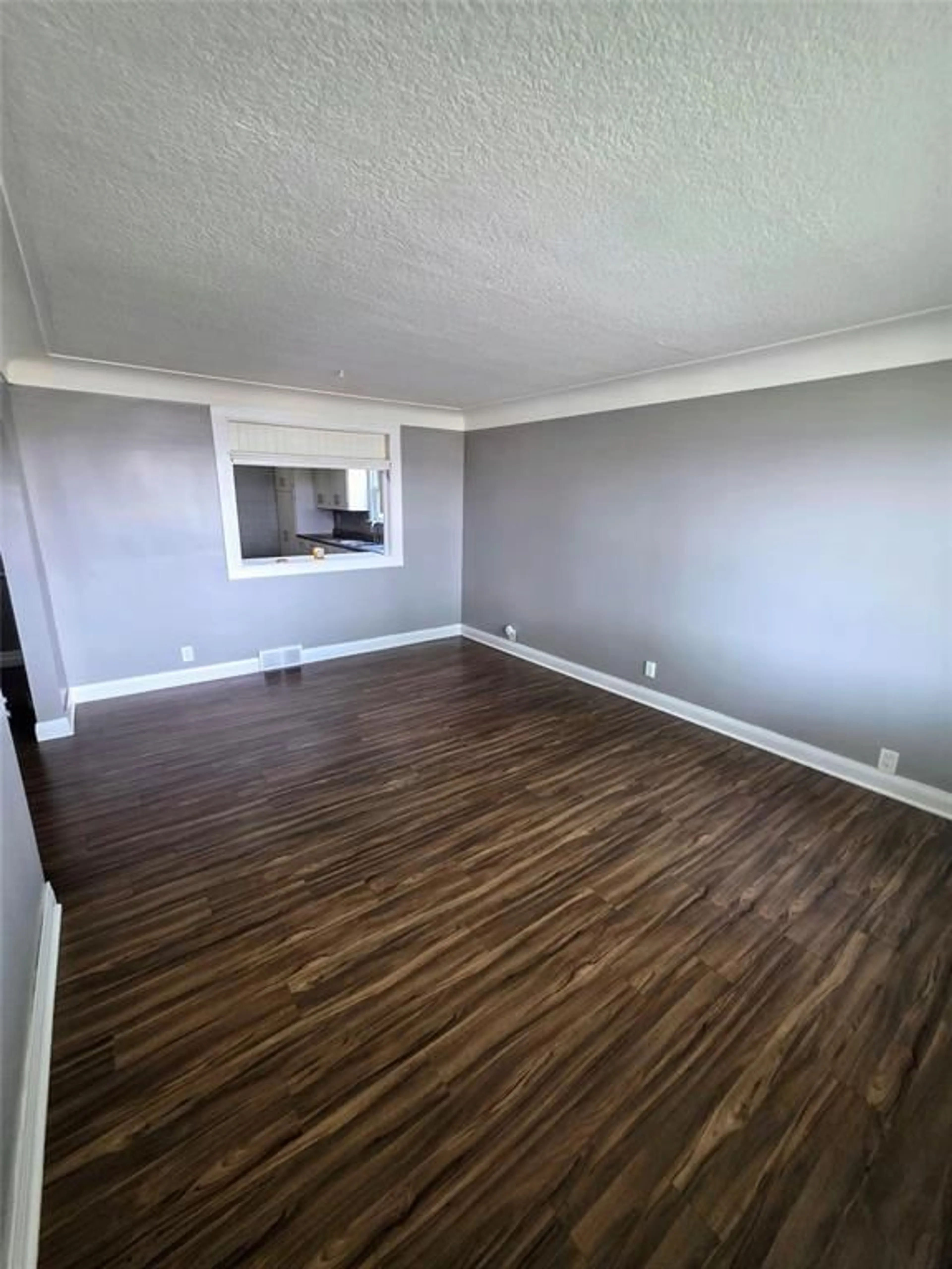 A pic of a room for 714 CAMPBELL St, Sarnia Ontario N7T 2J4