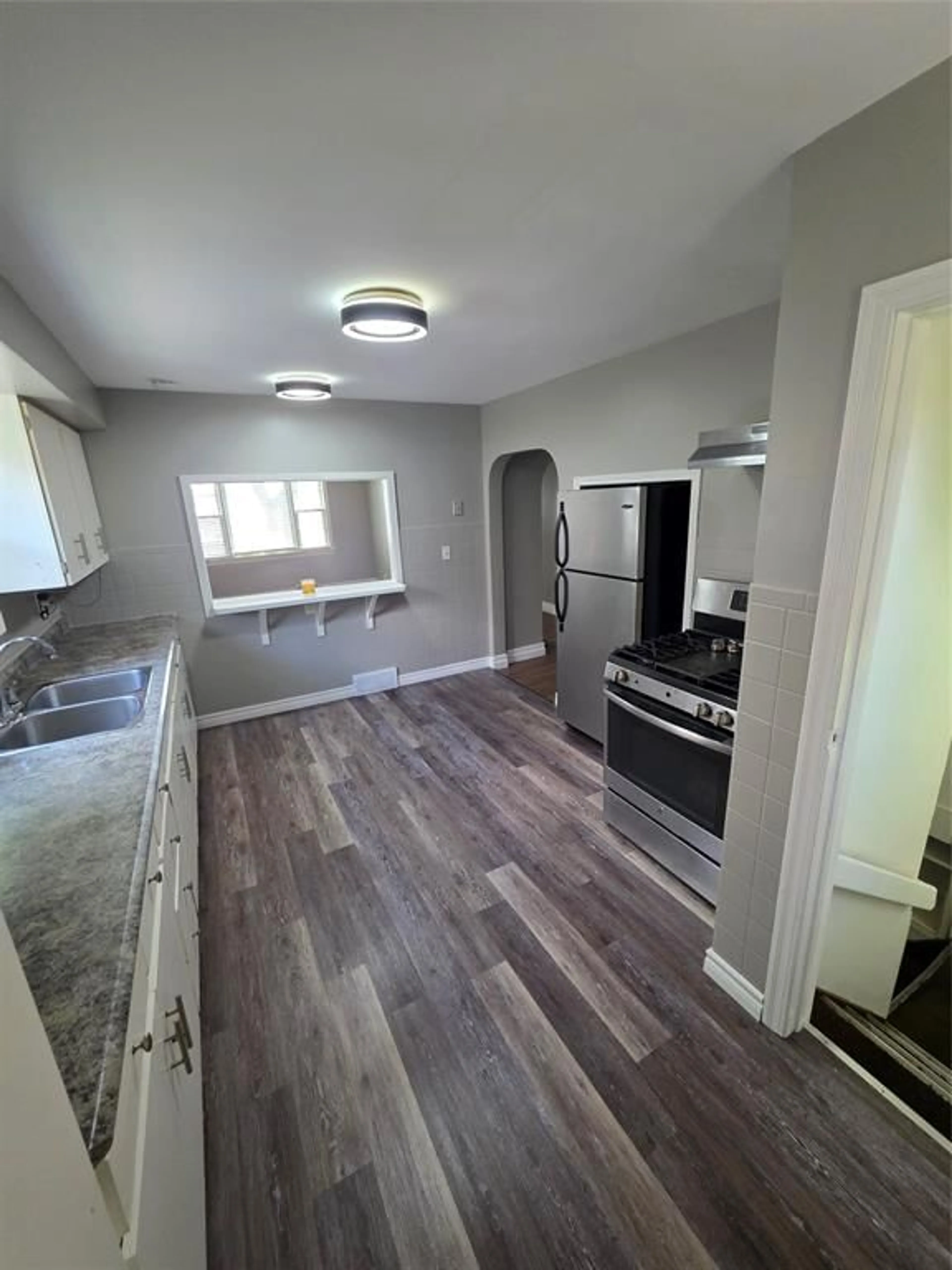 A pic of a room for 714 CAMPBELL St, Sarnia Ontario N7T 2J4