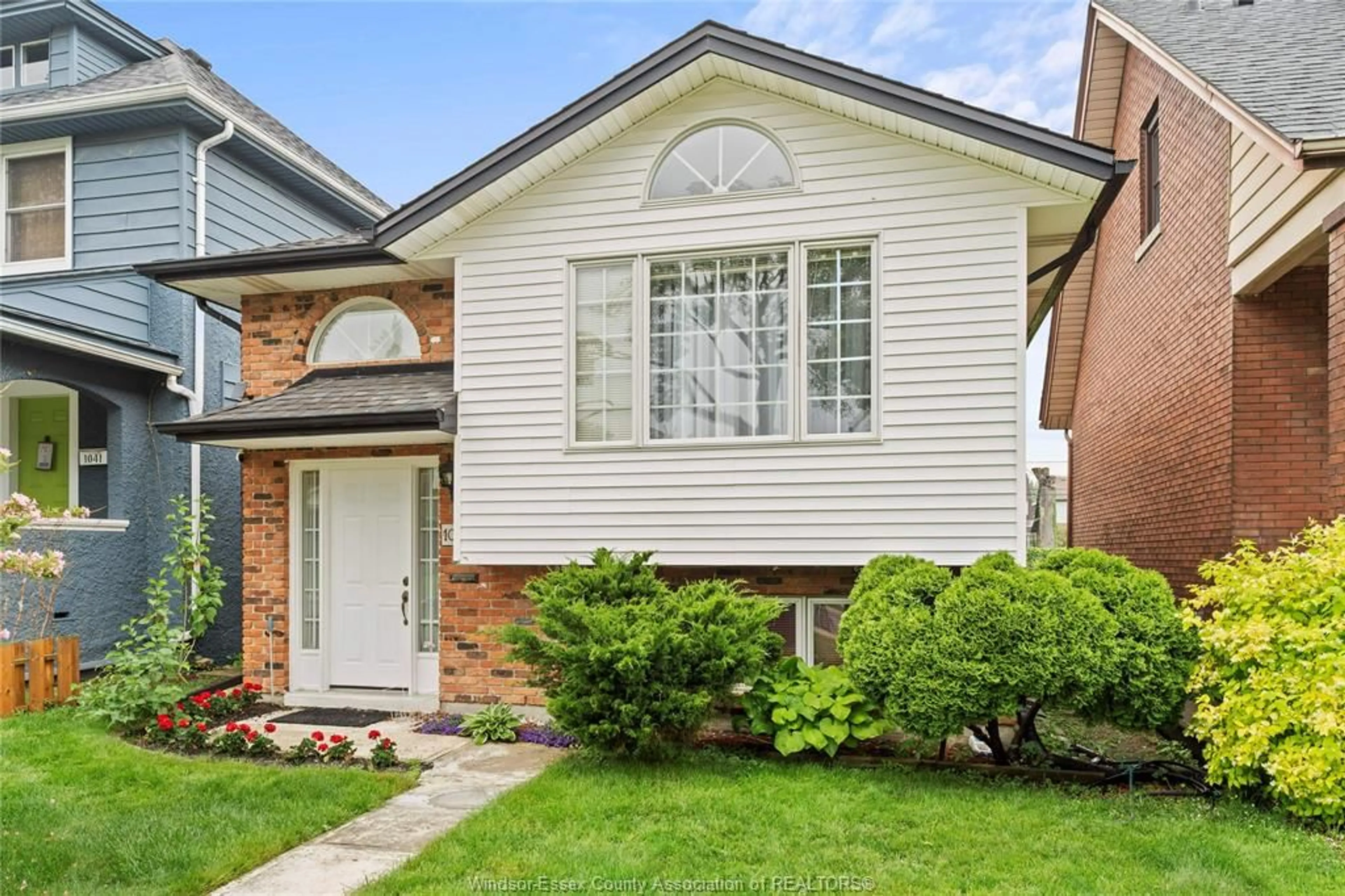 Home with brick exterior material, street for 1037 CHURCH, Windsor Ontario N9A 4V3