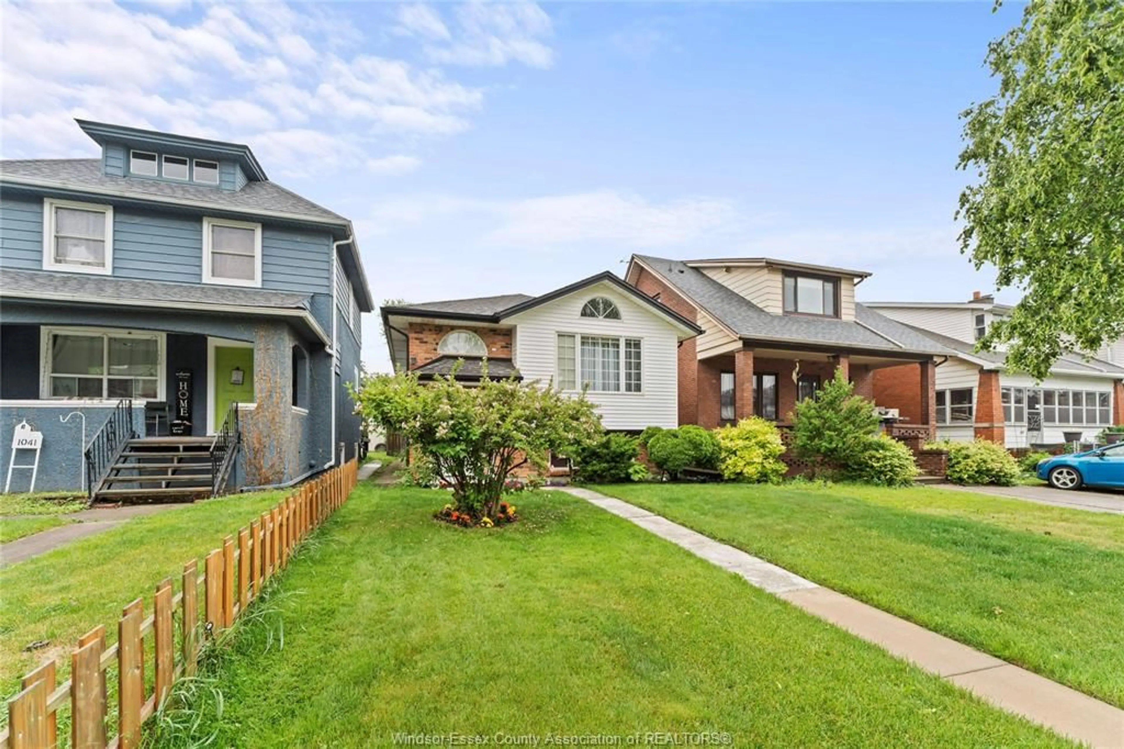 A pic from outside/outdoor area/front of a property/back of a property/a pic from drone, street for 1037 CHURCH, Windsor Ontario N9A 4V3