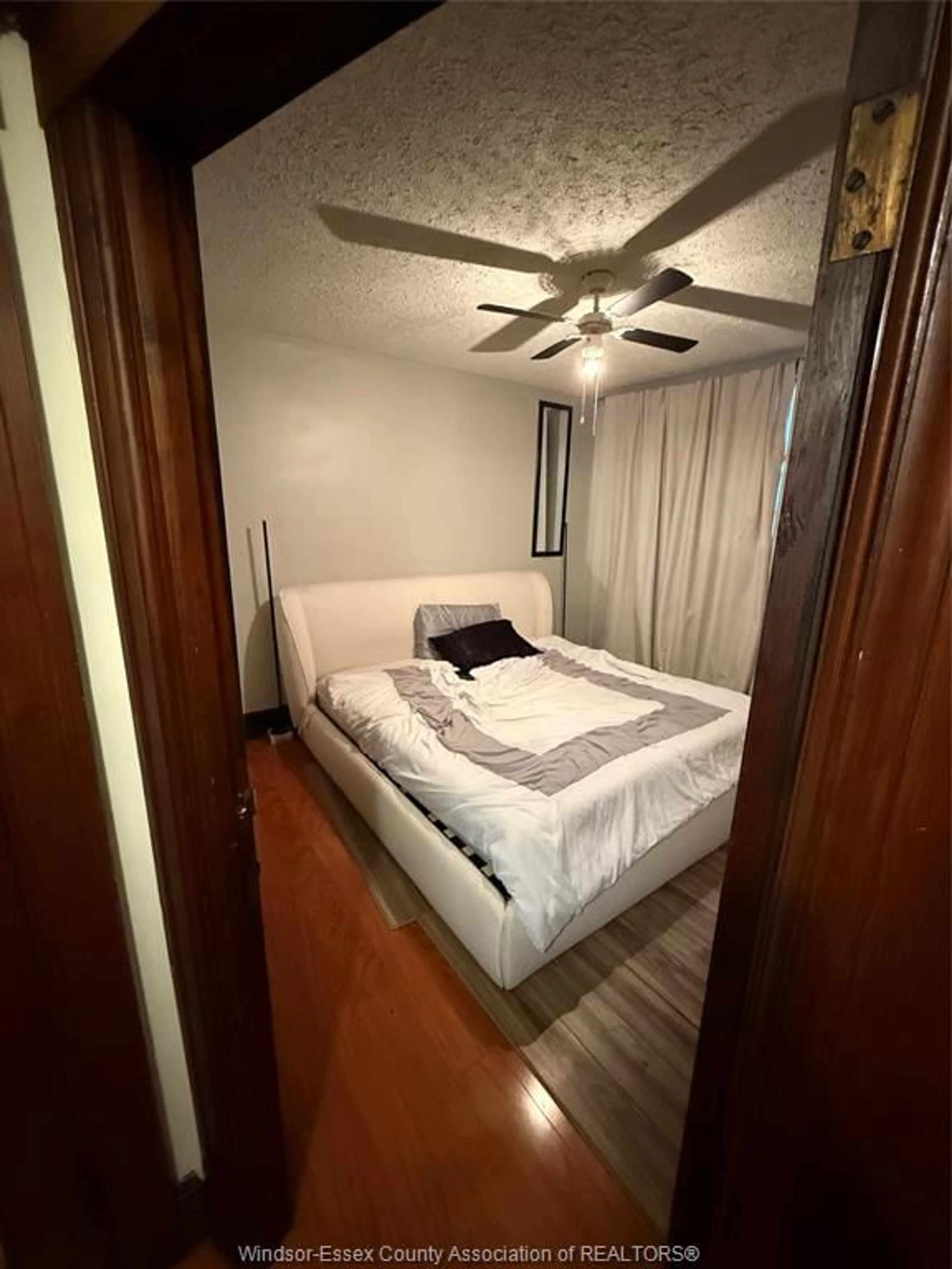 Bedroom with bed, unknown for 914 DOUGALL Ave, Windsor Ontario N9A 4R1