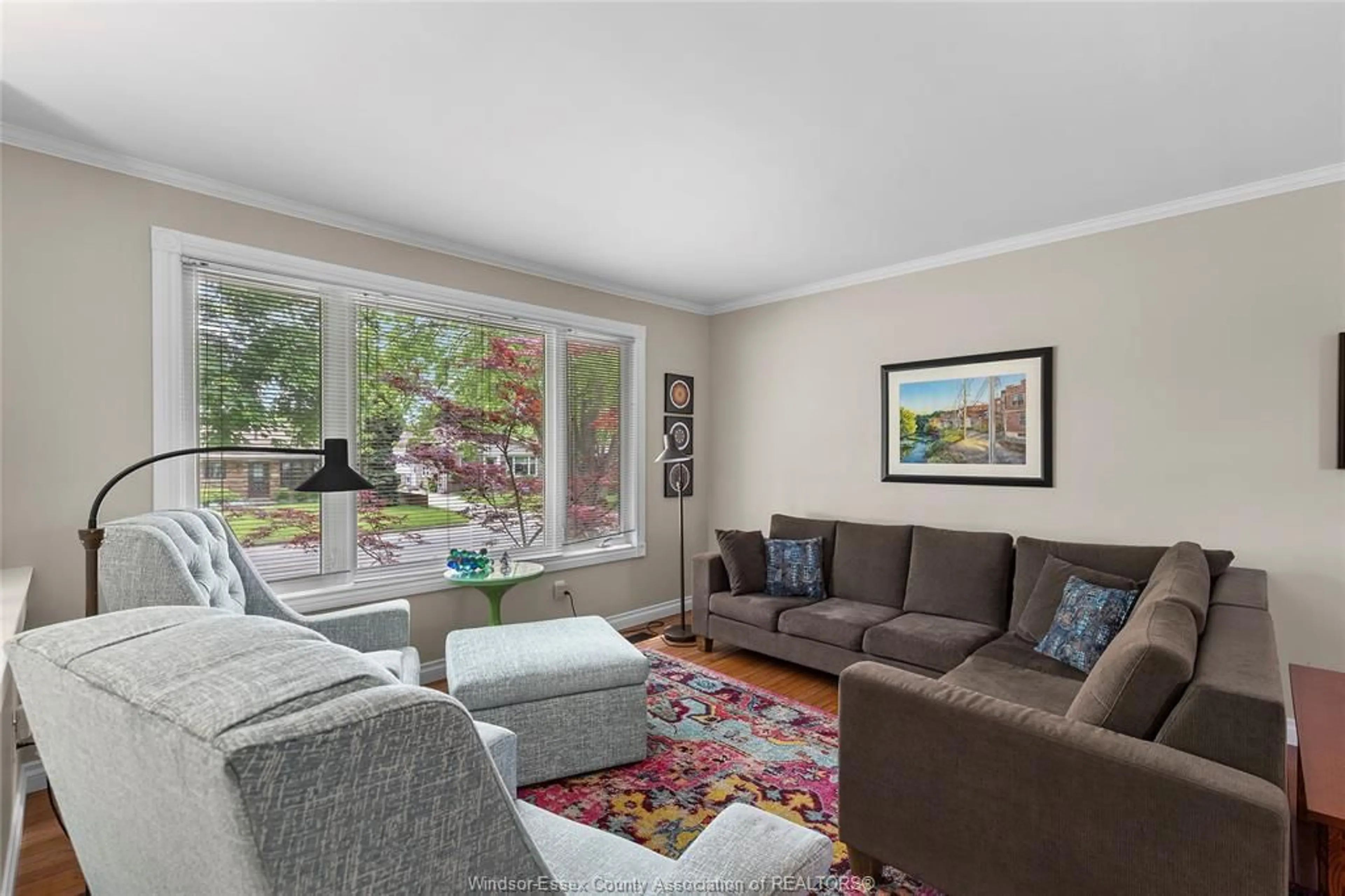 Living room with furniture, unknown for 29 BALMORAL Rd, Chatham Ontario N7L 4P7
