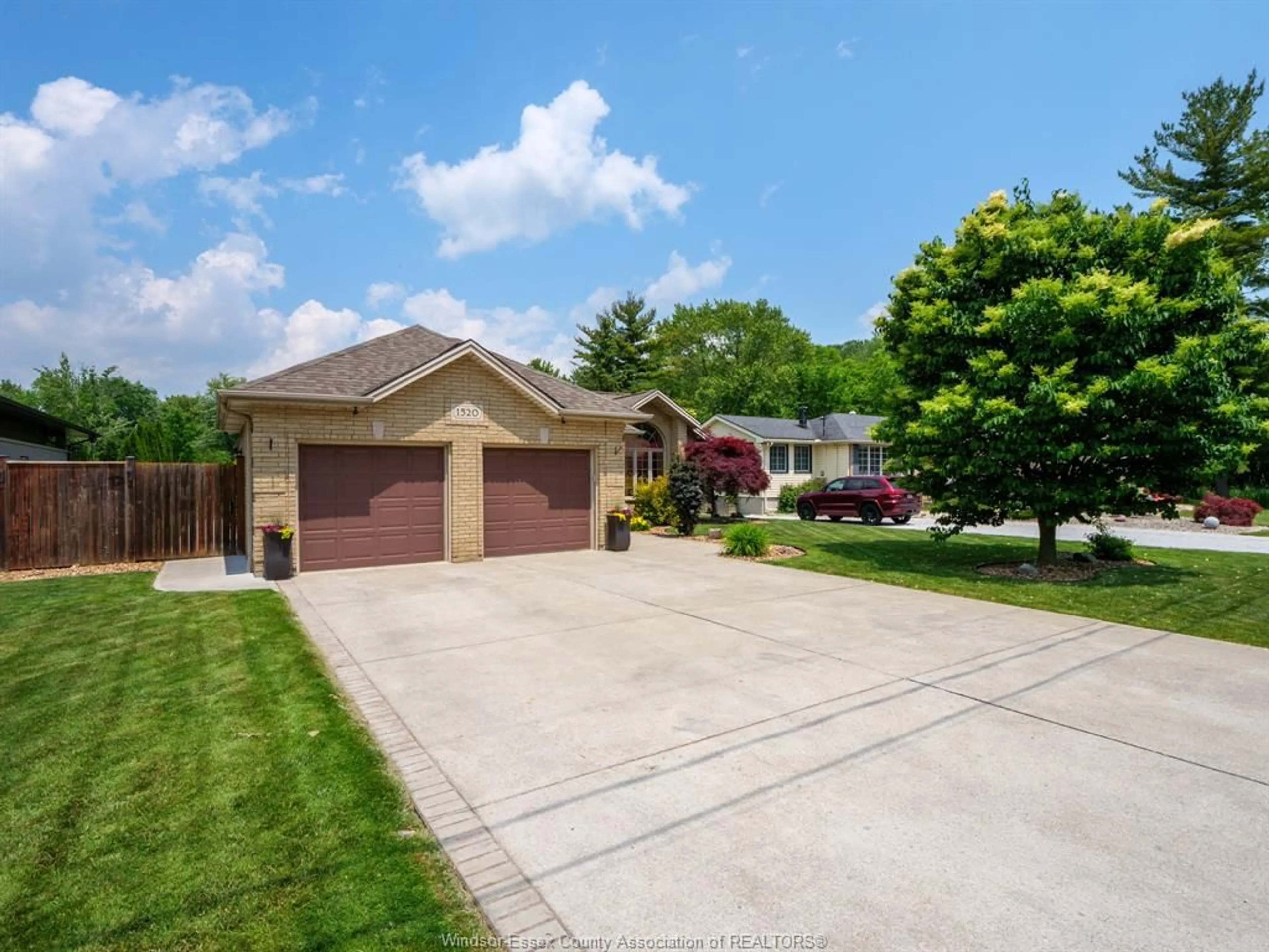 Unknown for 1520 BOUFFARD, LaSalle Ontario N9J 1H2