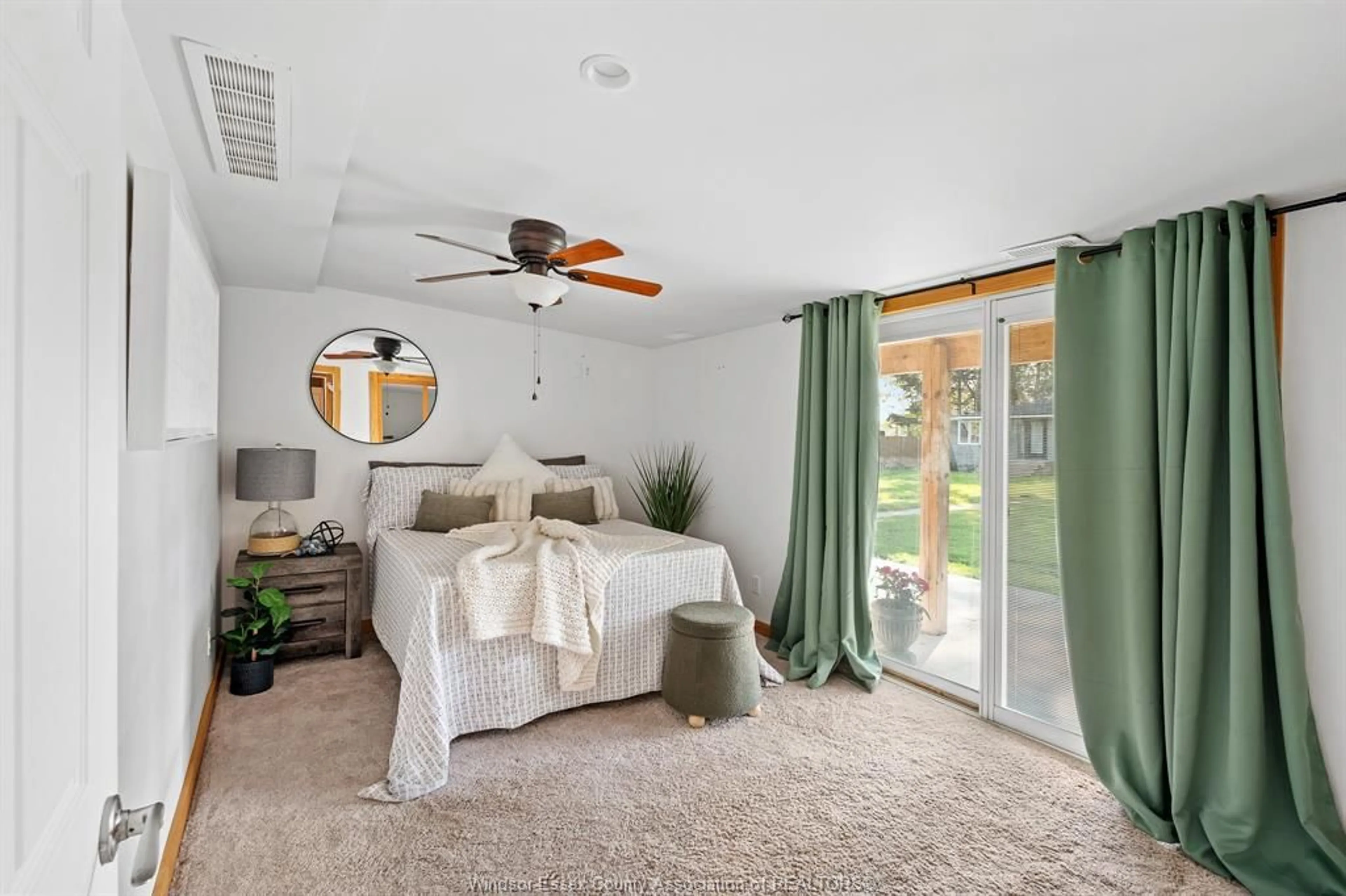 A pic of a room for 332 MILO Rd, Mersea Ontario N0P 2P0