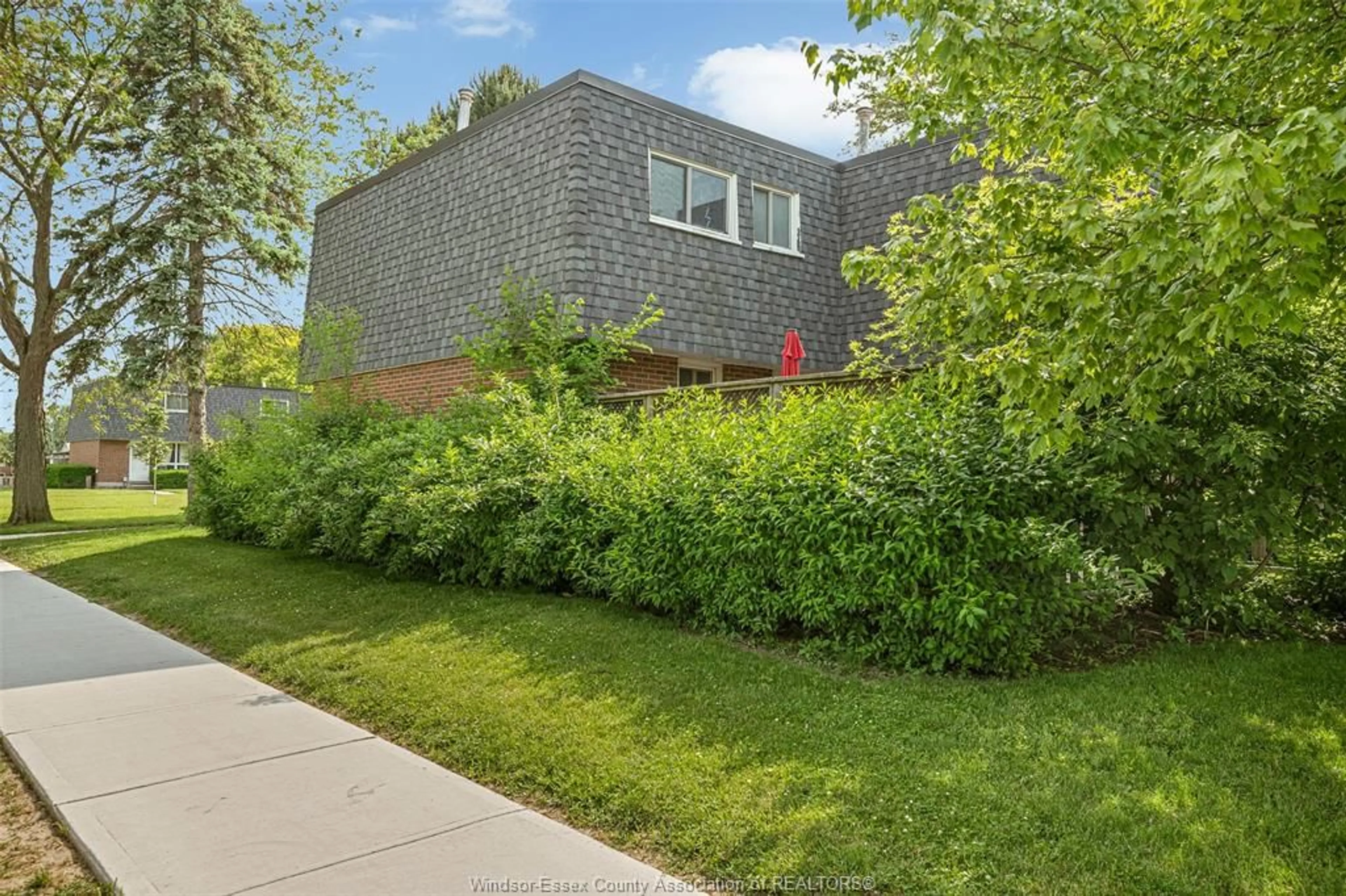 Home with brick exterior material, street for 266 Victoria St, Amherstburg Ontario N9V 2K5