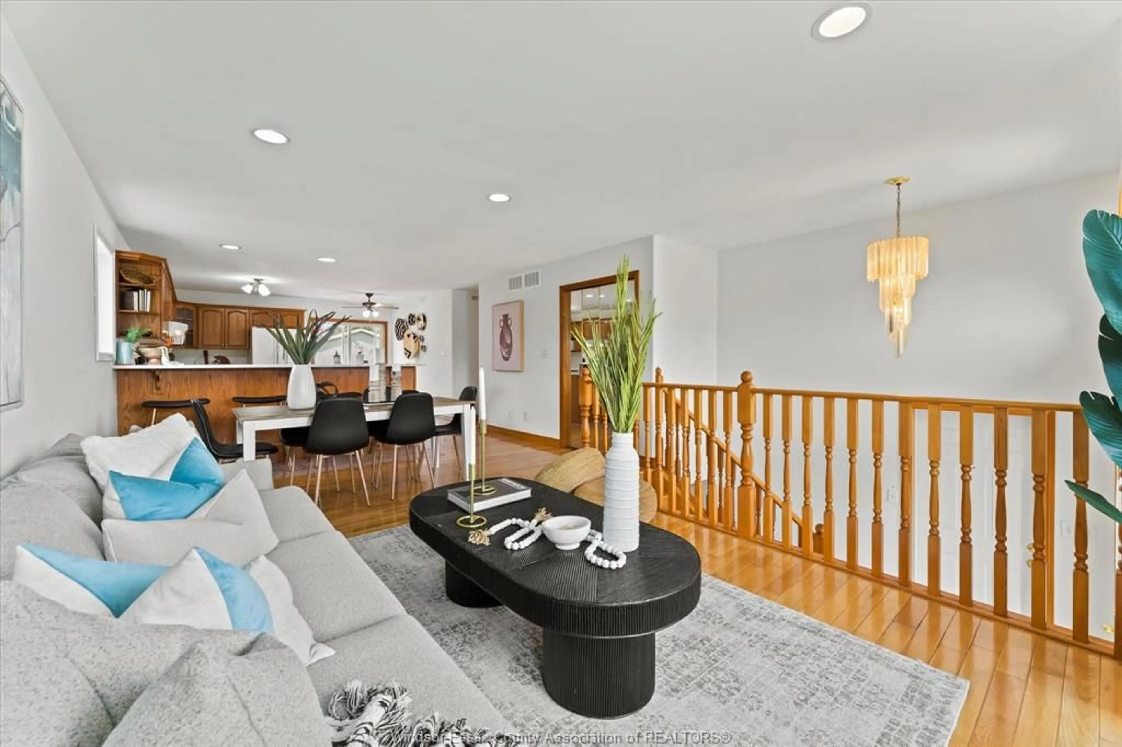 Living room with furniture, unknown for 273 GIGNAC Cres, LaSalle Ontario N9J 3S5