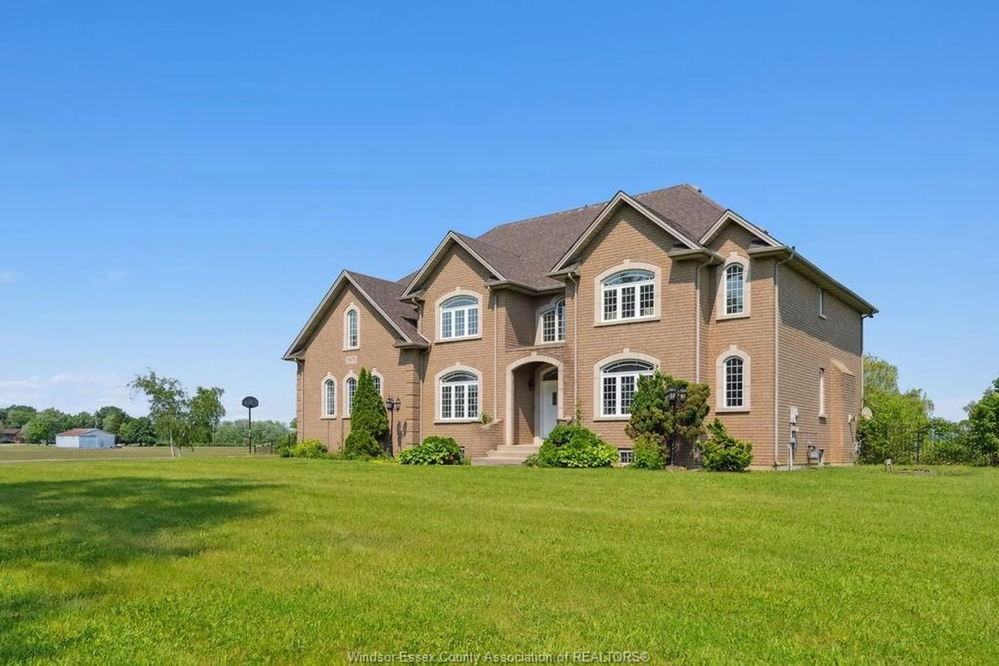 Home with brick exterior material, building for 5973 Concession 5, Amherstburg Ontario N9V 2Y9