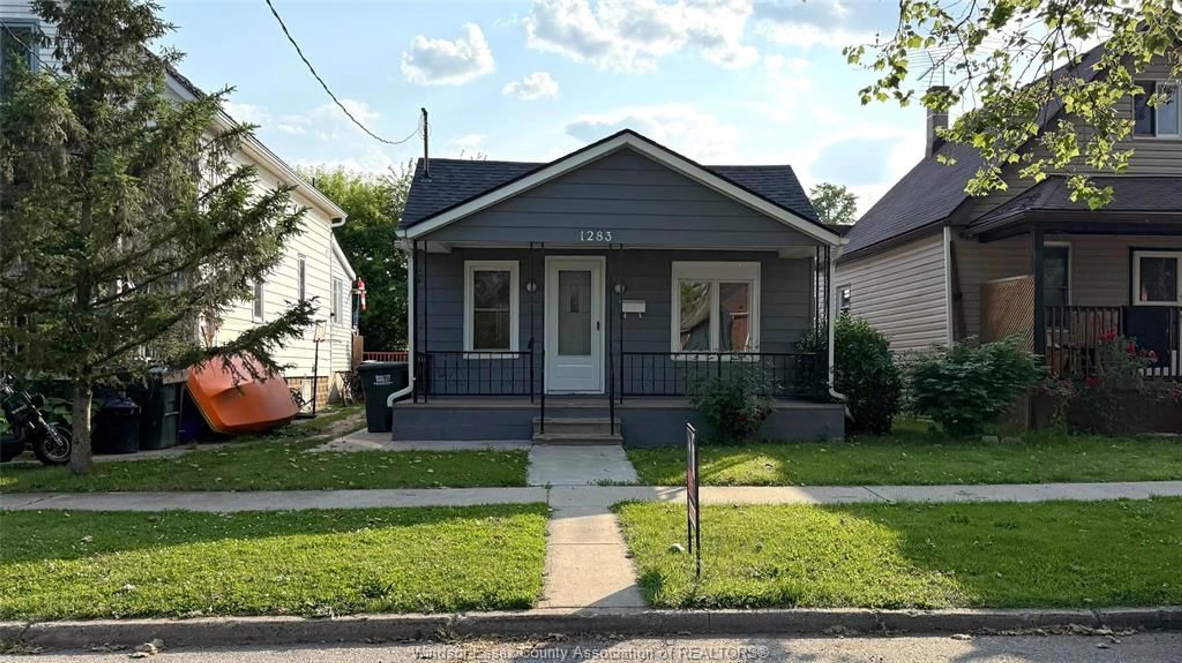 Unknown for 1283 LAURENDEAU, Windsor Ontario N8Y 4B5