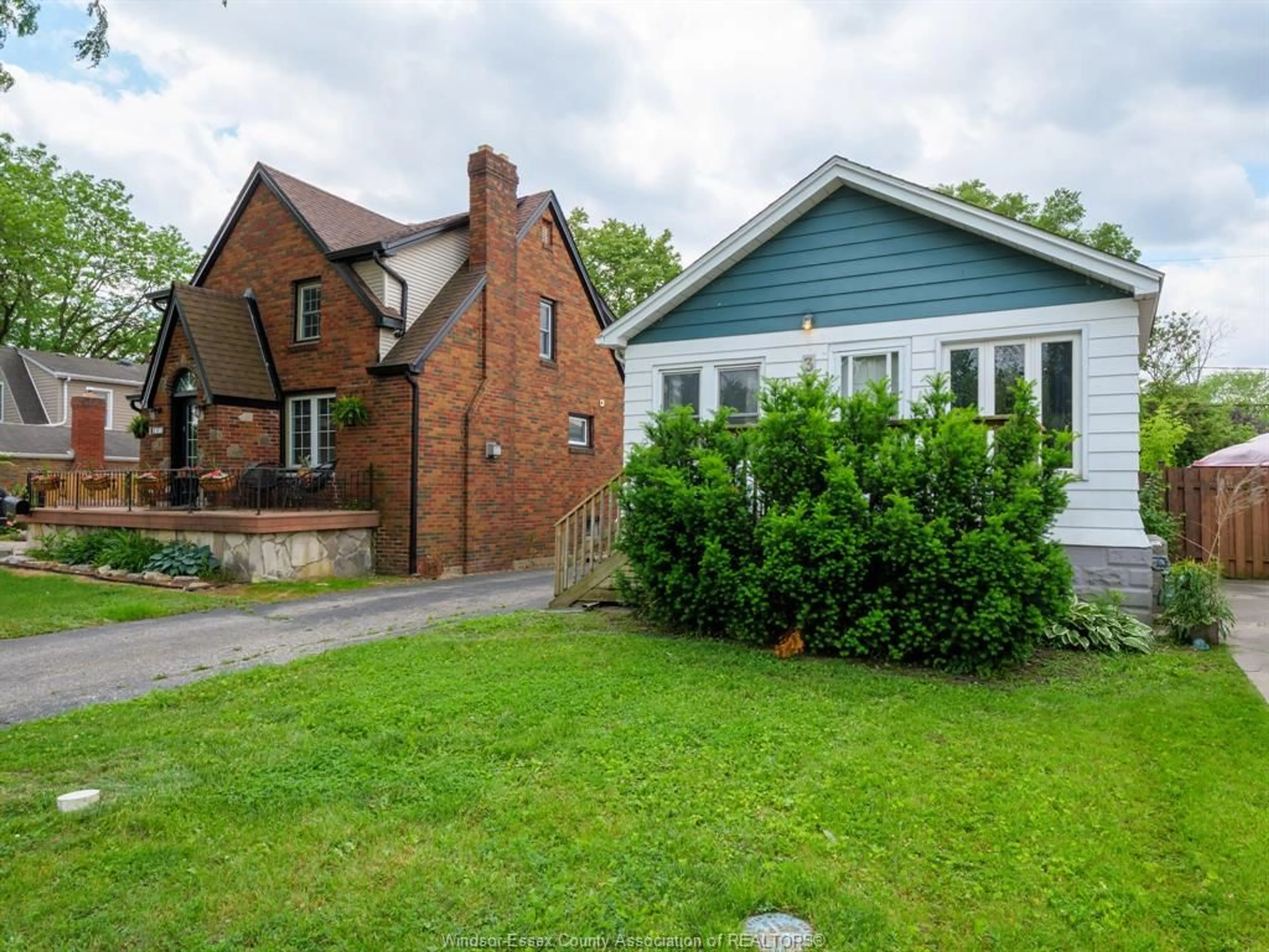 A pic from outside/outdoor area/front of a property/back of a property/a pic from drone, street for 383 Laporte Ave, Windsor Ontario N8S 3P9