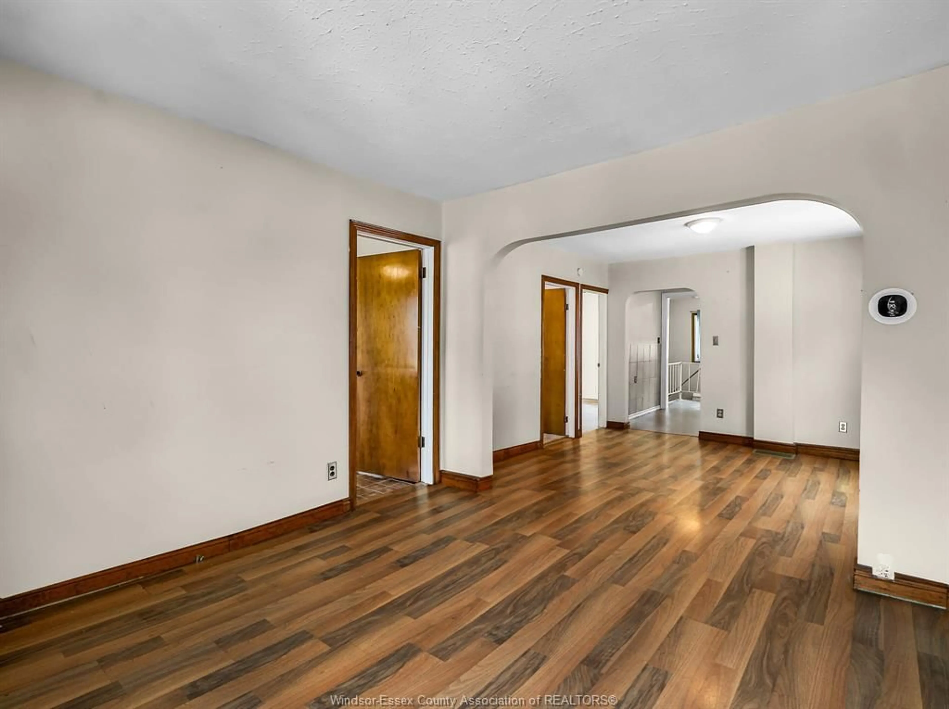 Indoor foyer for 383 Laporte Ave, Windsor Ontario N8S 3P9