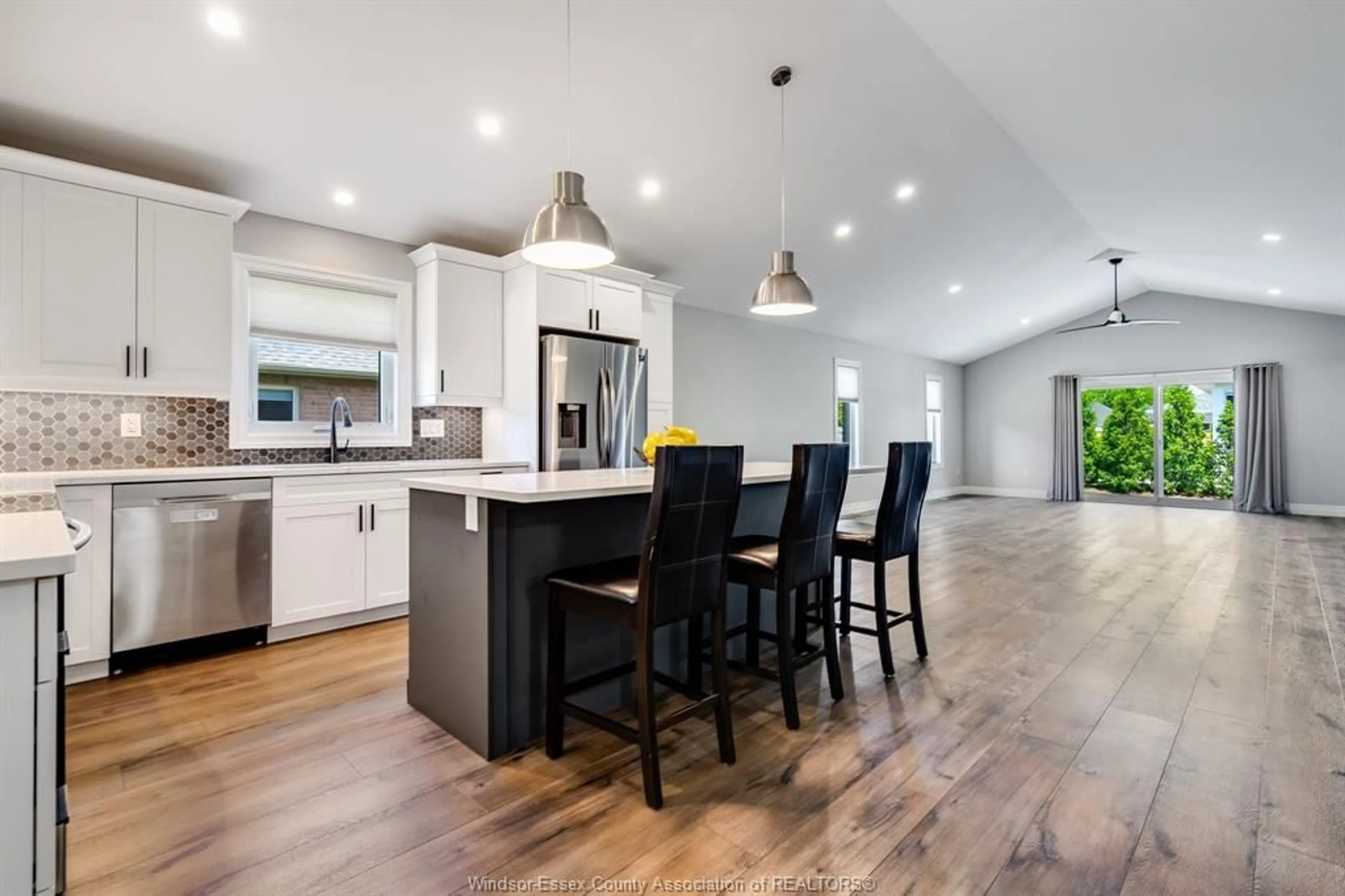 Open concept kitchen, unknown for 51 YORK Blvd, Kingsville Ontario N9Y 0G3