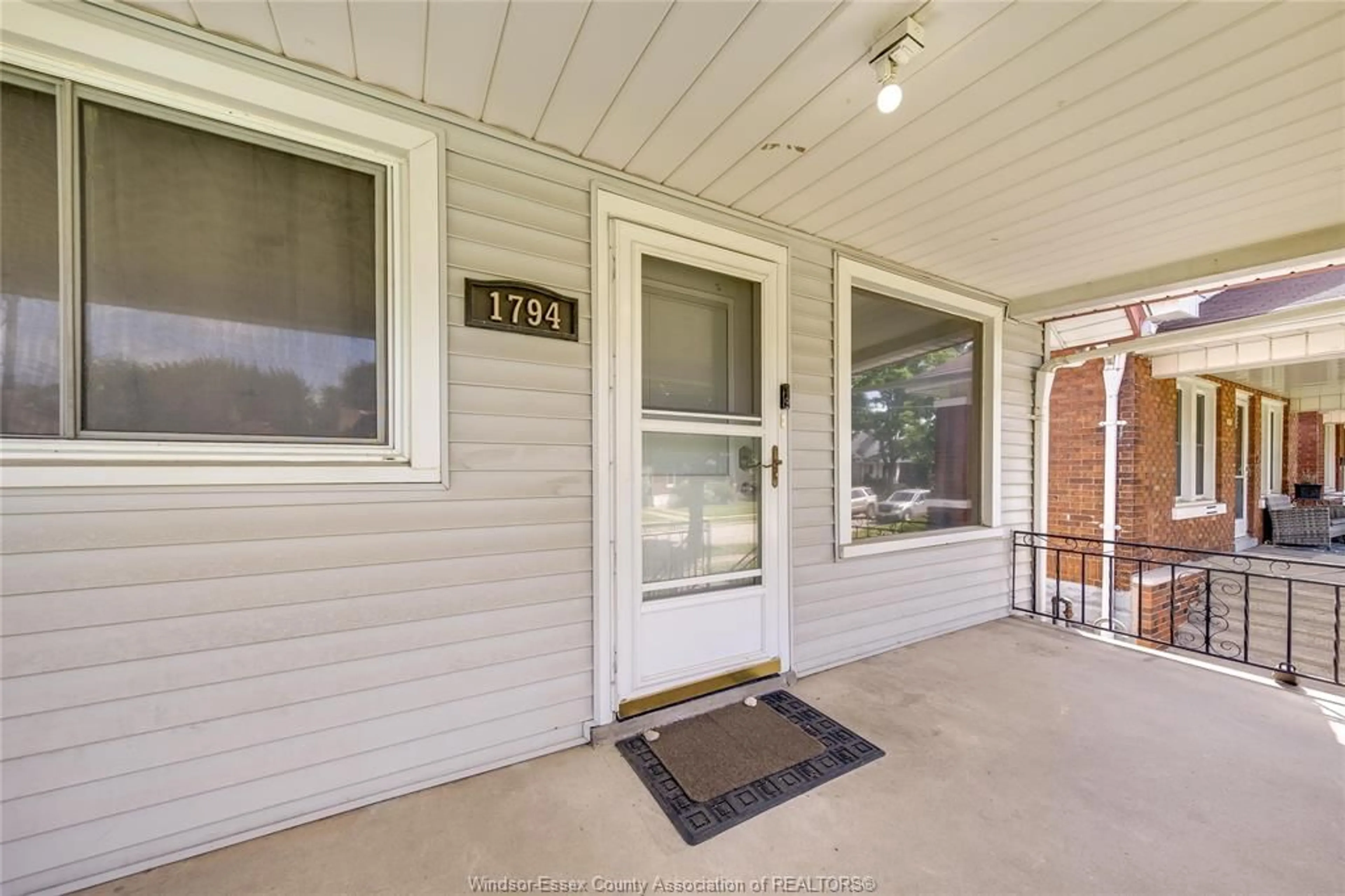 Unknown for 1794 GLADSTONE Ave, Windsor Ontario N8W 2N3
