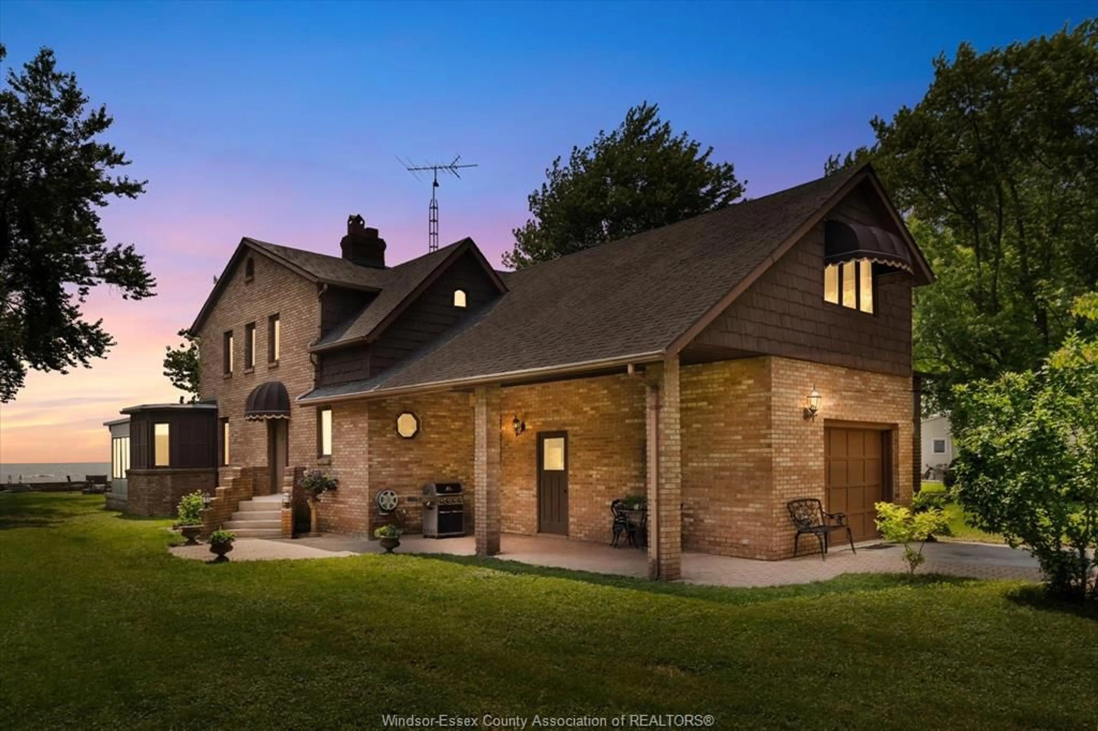 Home with brick exterior material, street for 1818 ERIE AVE, Amherstburg Ontario N9V 2Y8