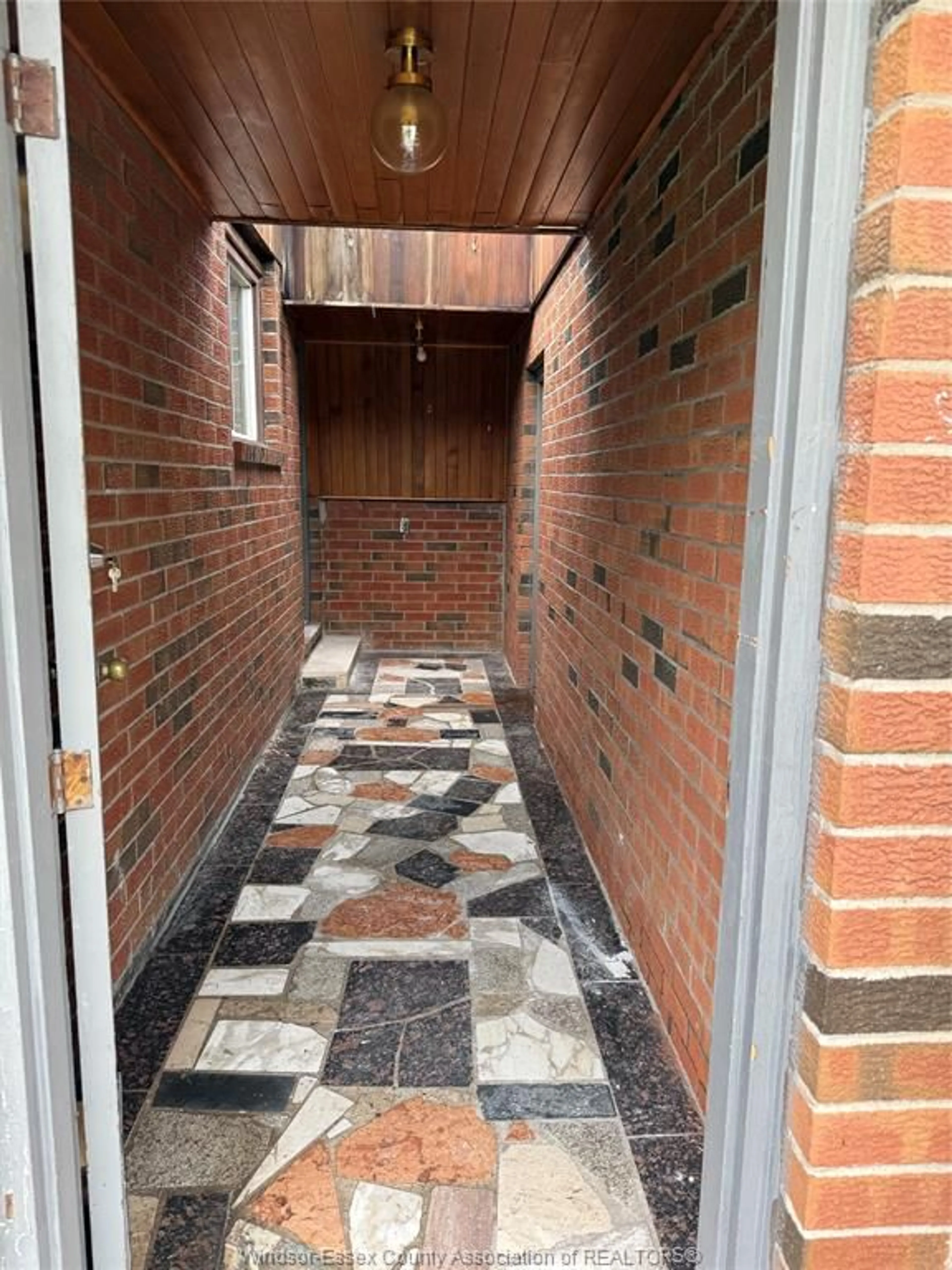 Unknown for 3415 FOREST GLADE Dr, Windsor Ontario N8R 1X8